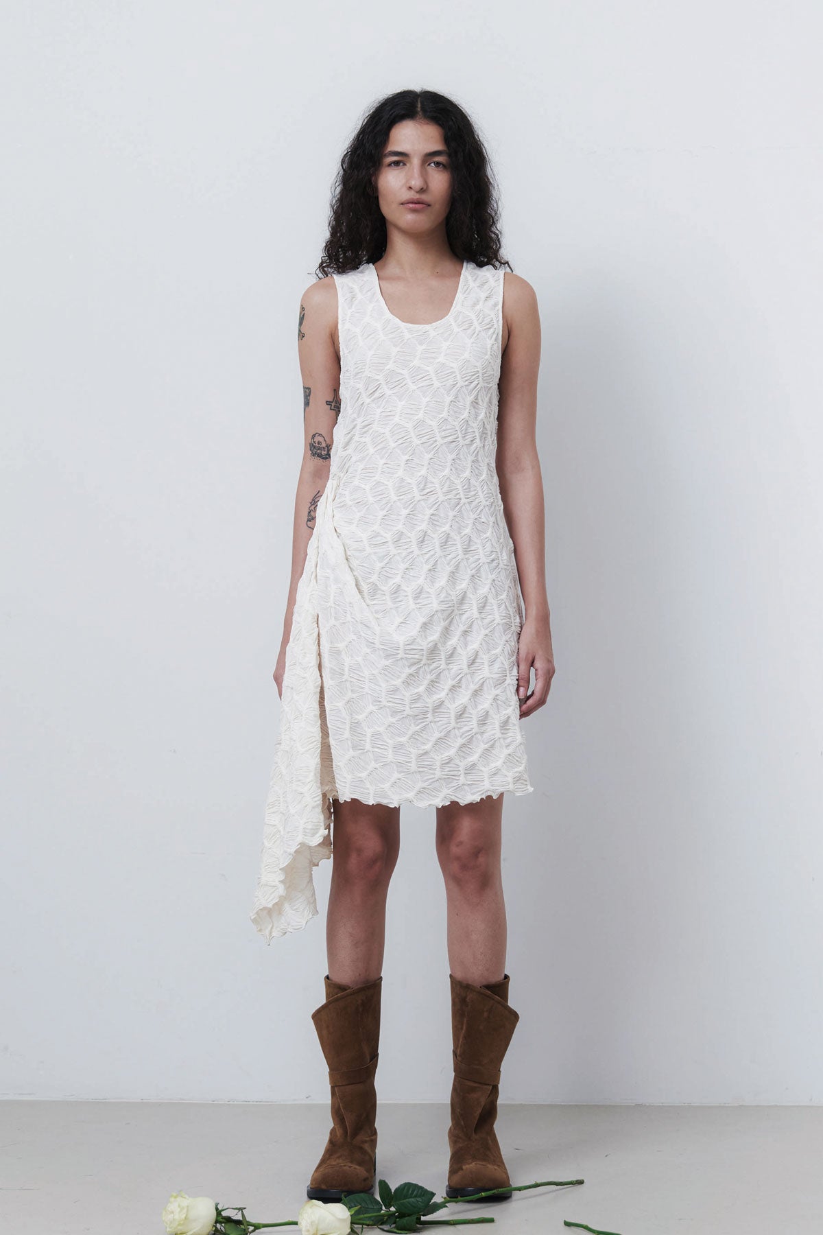 SHELL VEST DRESS - CREAM