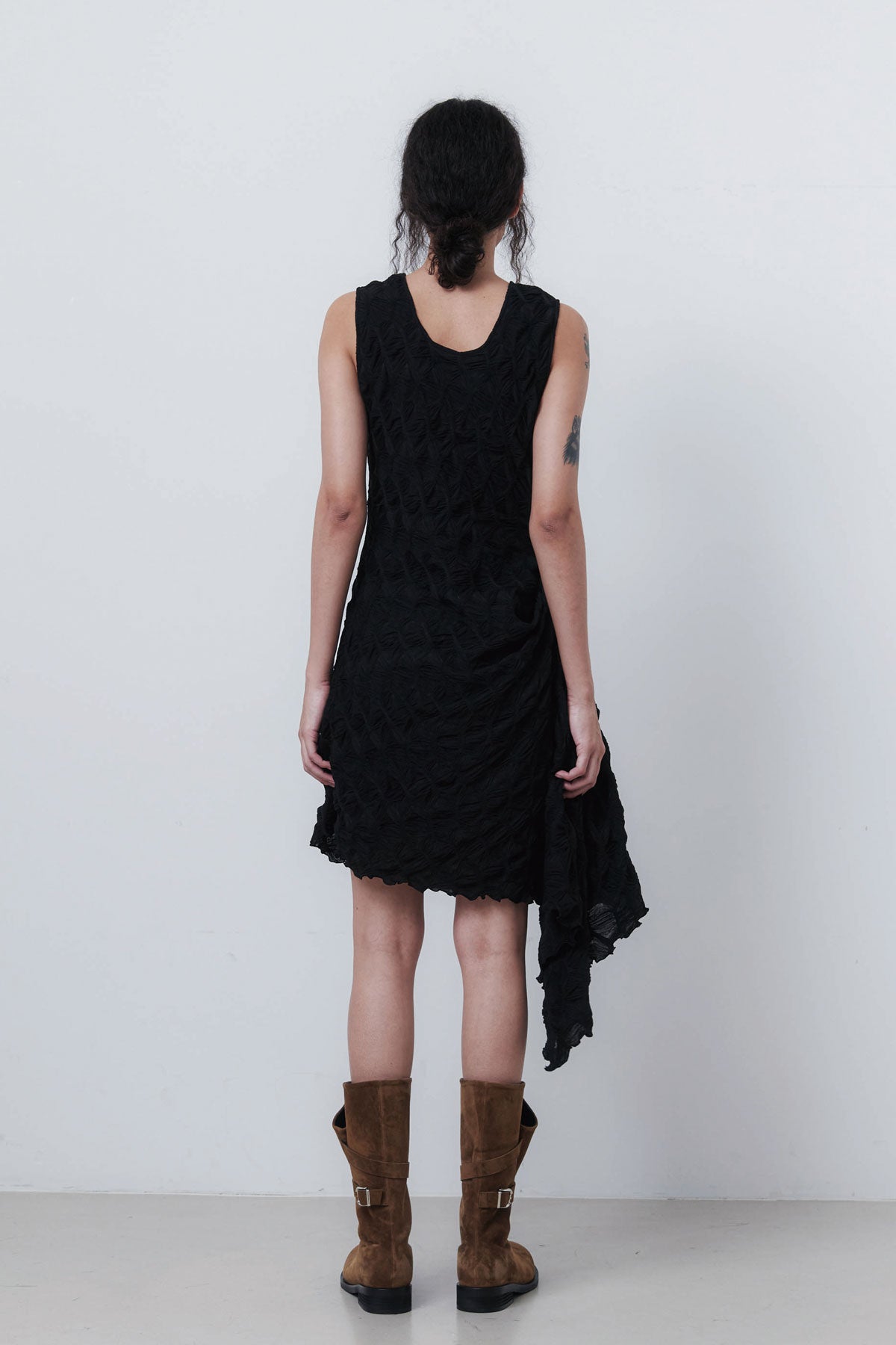 SHELL VEST DRESS - BLACK