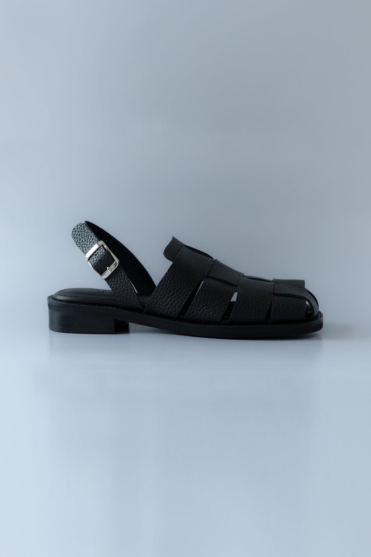 CUBE SANDAL - SHRUNKEN BLACK