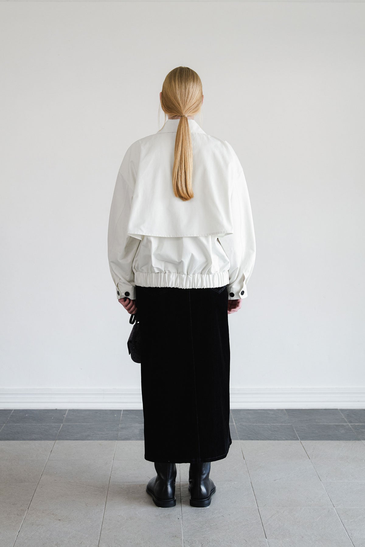 FLARE BACK FLAP JACKET - WHITE