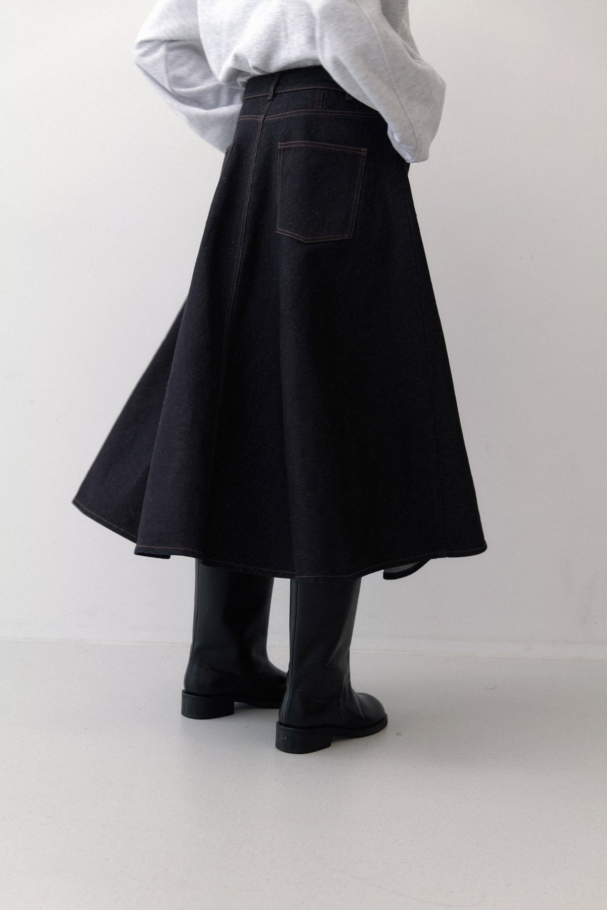 DENIM FLARE SKIRT - NAVY
