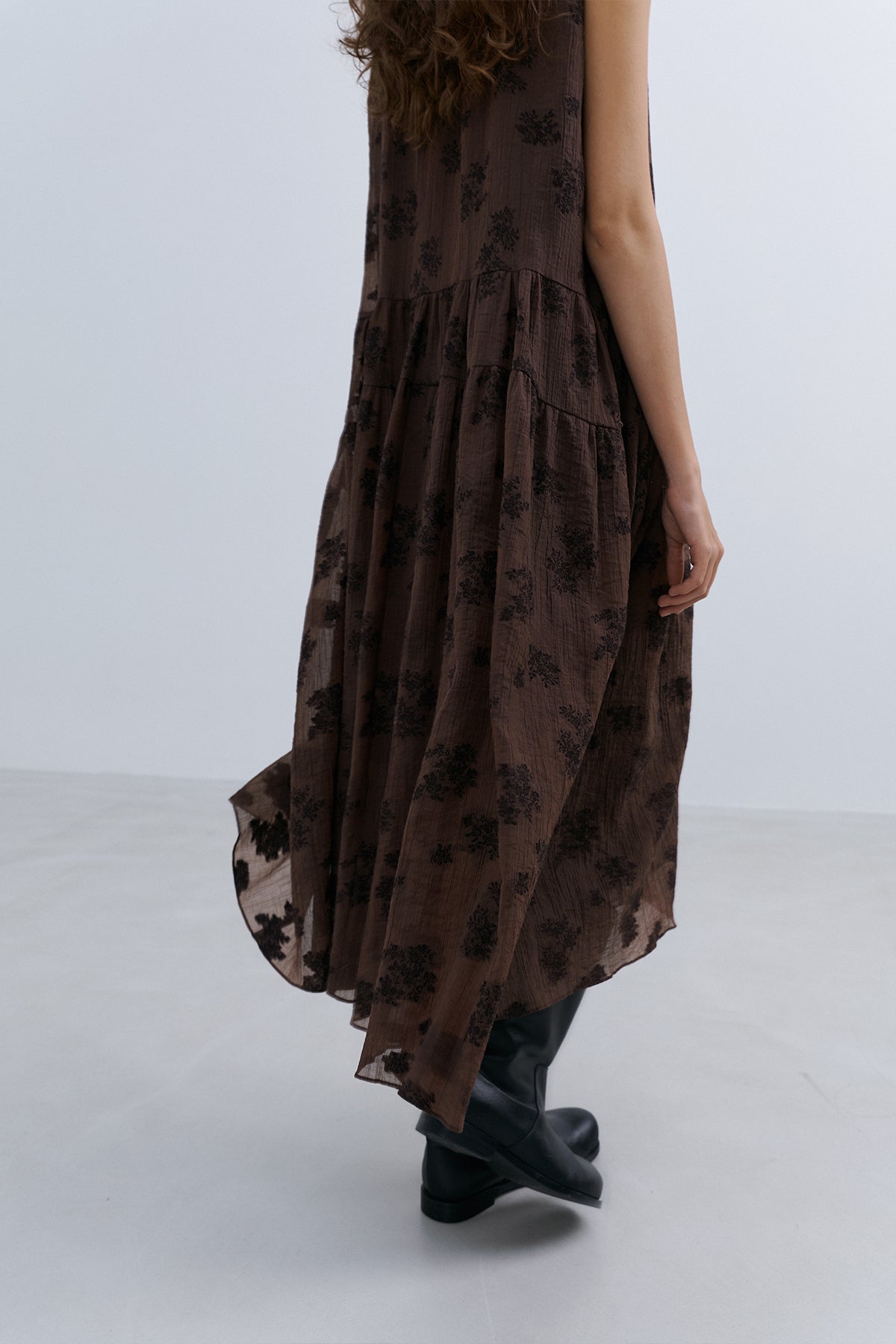 LEAF HALTER DRESS - BROWN