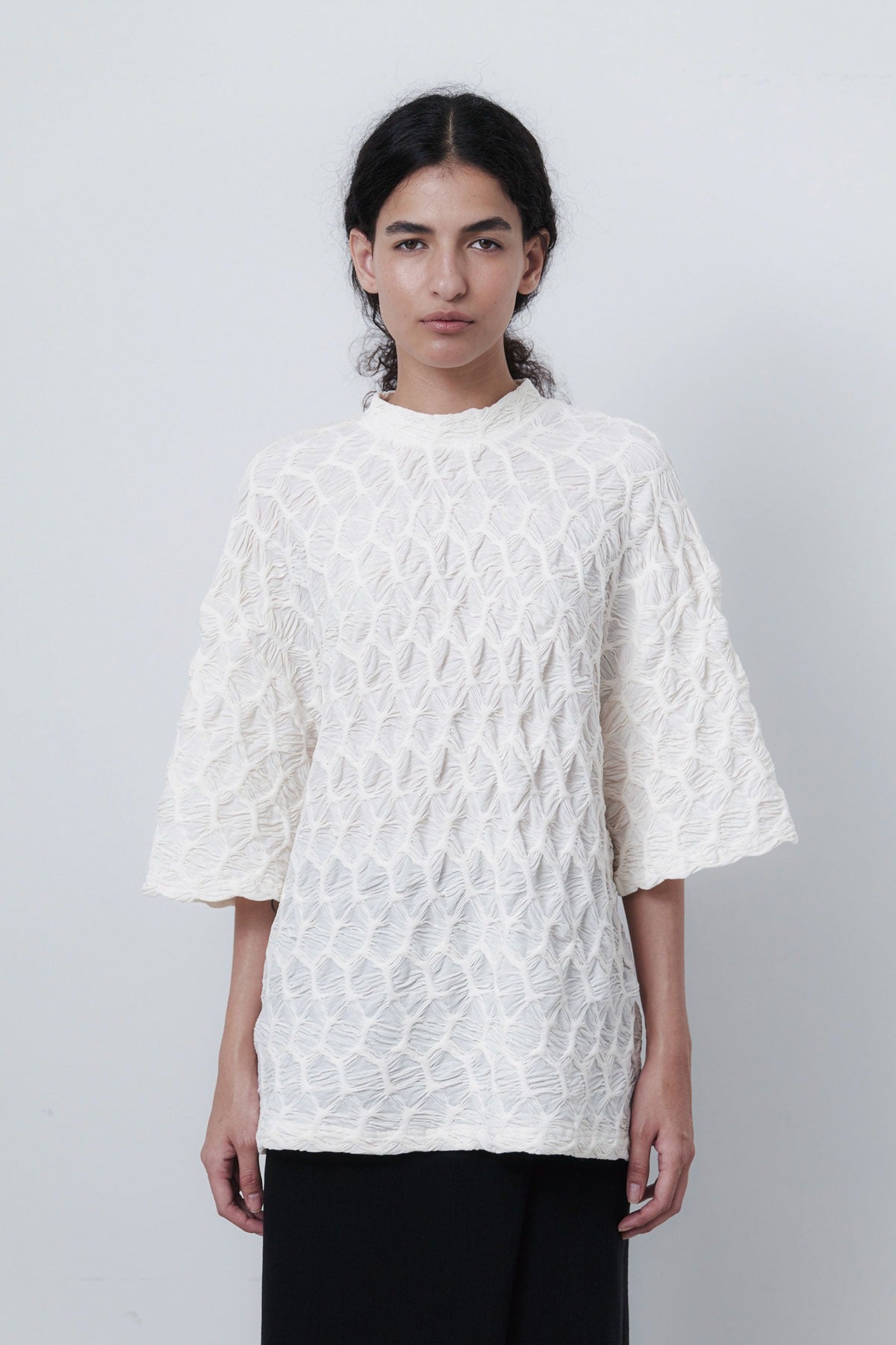 SHELL BOX T - CREAM