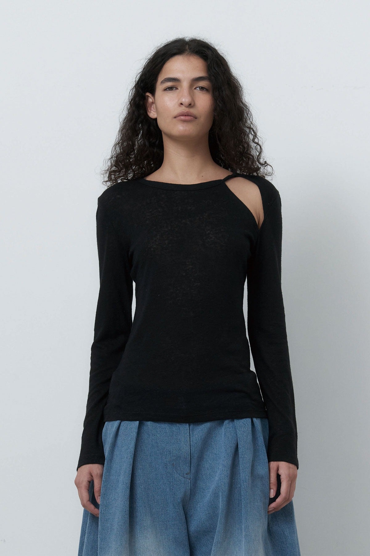 LINEN LONG SLEEVE T - BLACK
