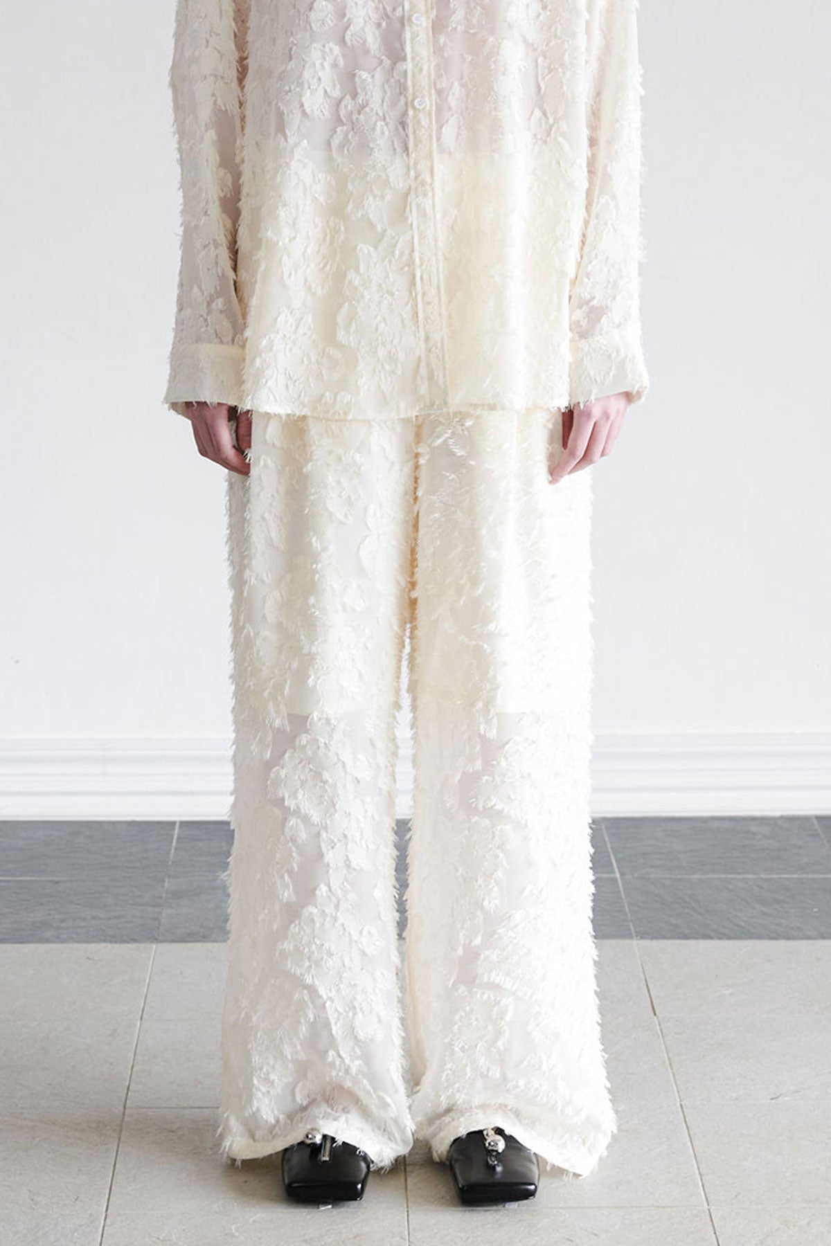 SHEER JACQUARD PANTS - CREAM