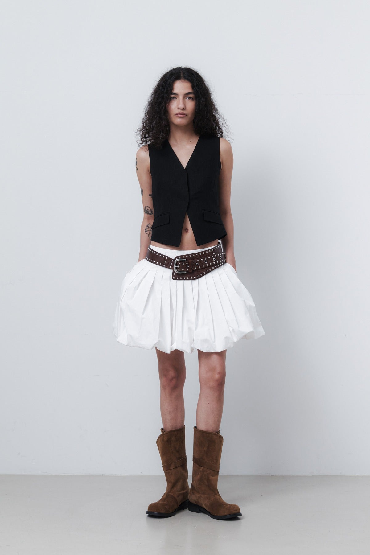 PLEATED SHORT PUFF SKIRT - WHITE