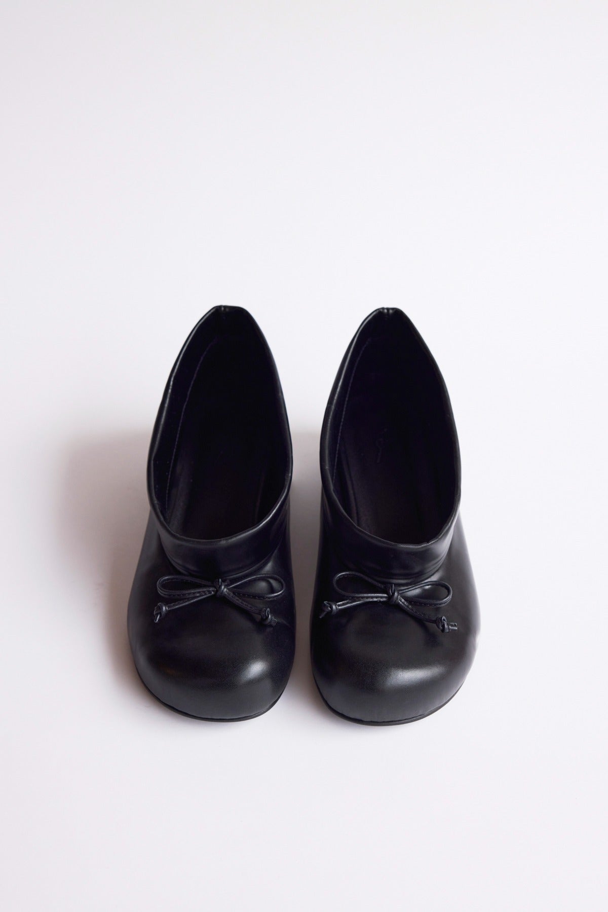 DUMPLING SHOE - BLACK
