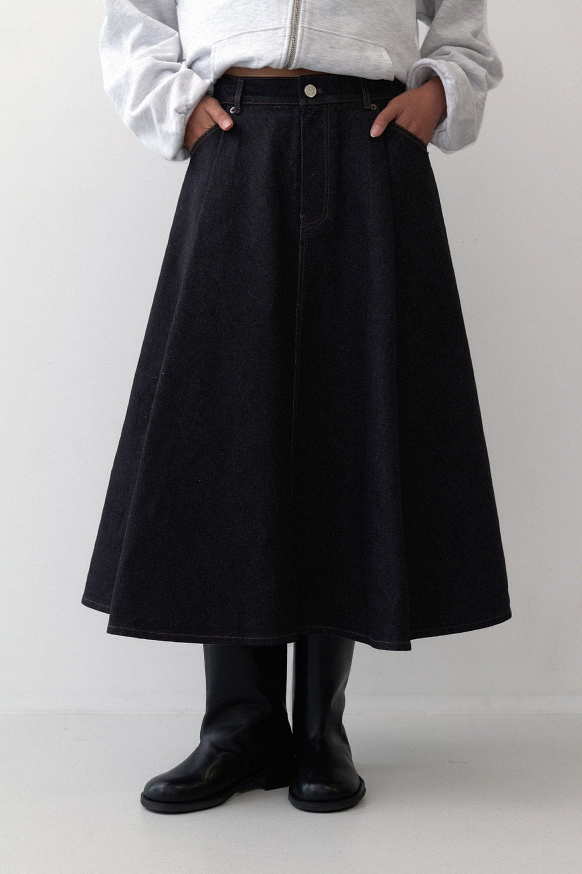 DENIM FLARE SKIRT - NAVY