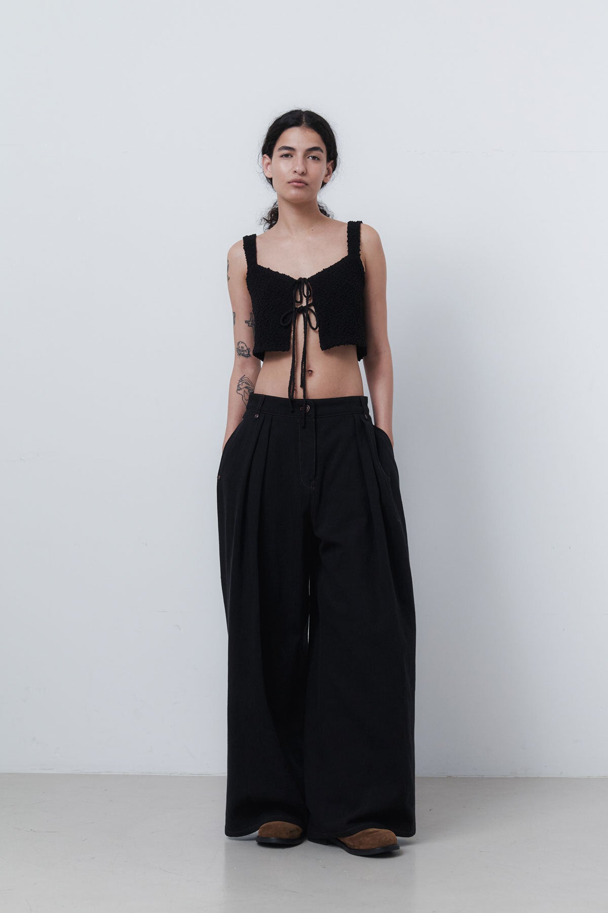 POM POM KNITTING BRATOP - BLACK