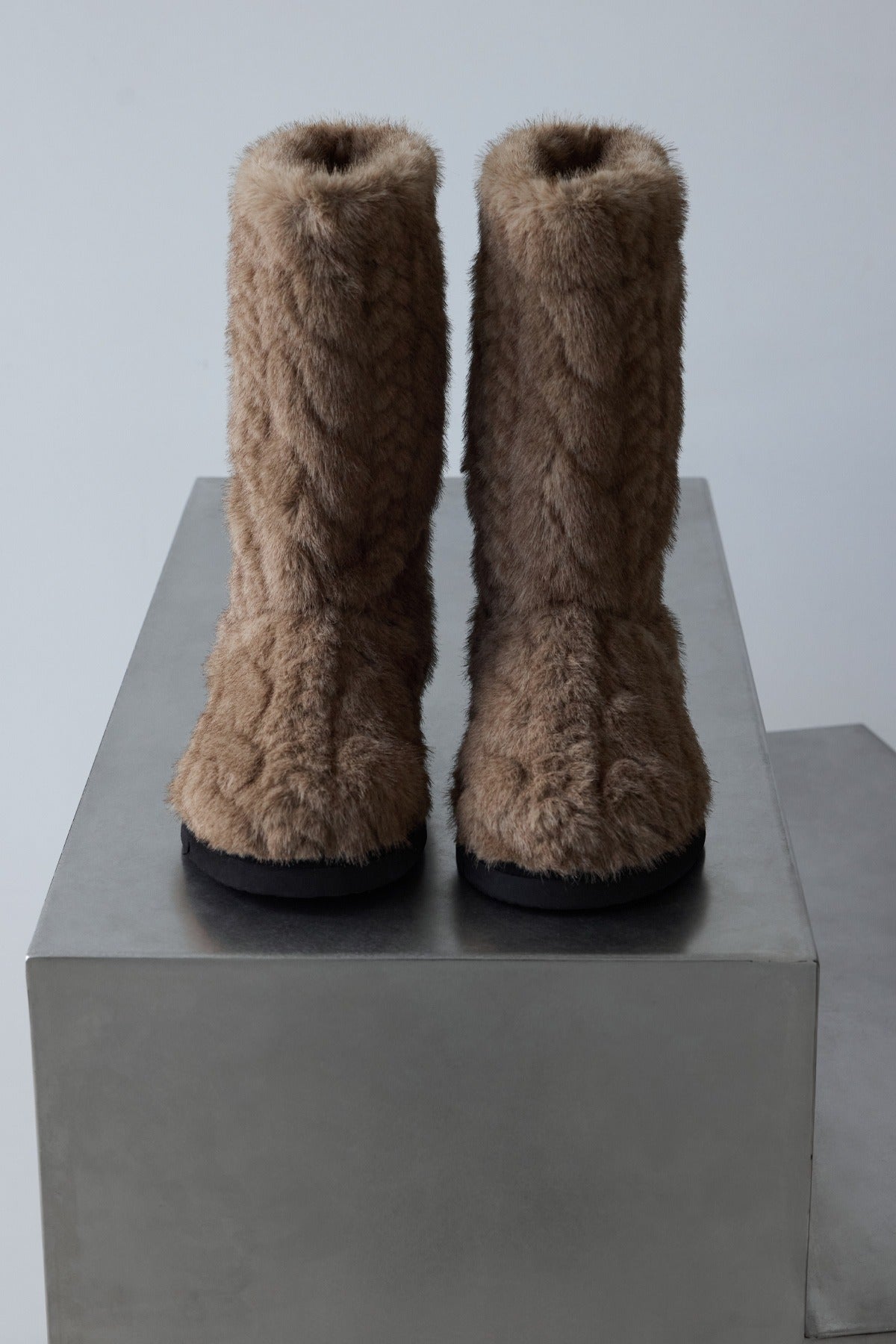 FOFO BOOTS LONG - KNITTED FUR