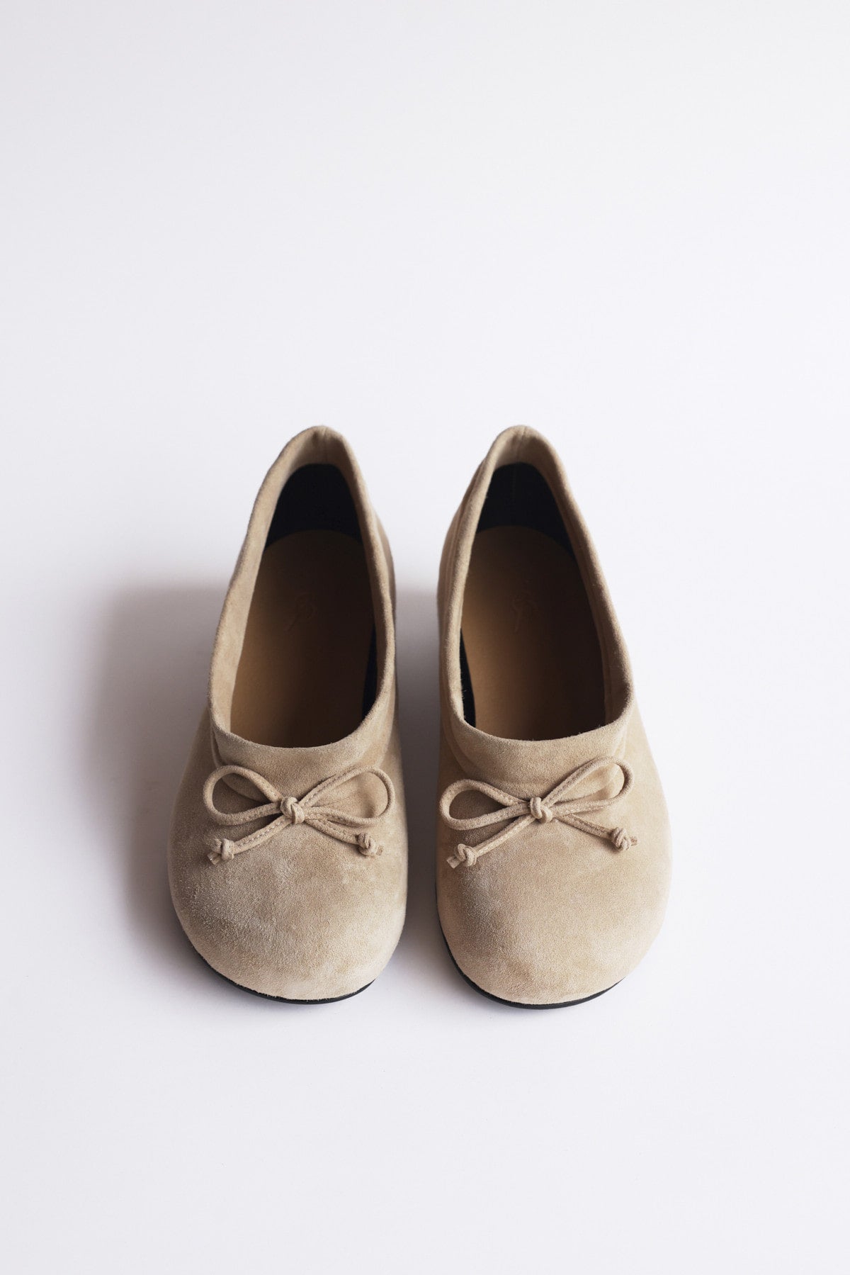 DUMPLING SHOE - DEEP BEIGE