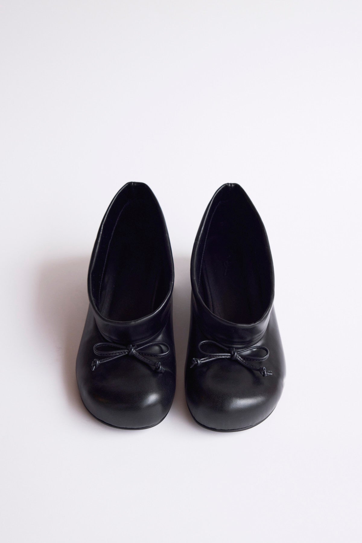 DUMPLING SHOE - BLACK