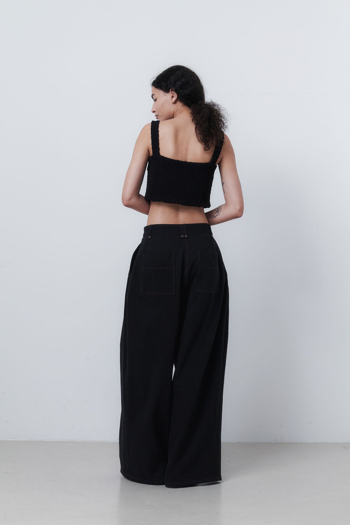POM POM KNITTING BRATOP - BLACK