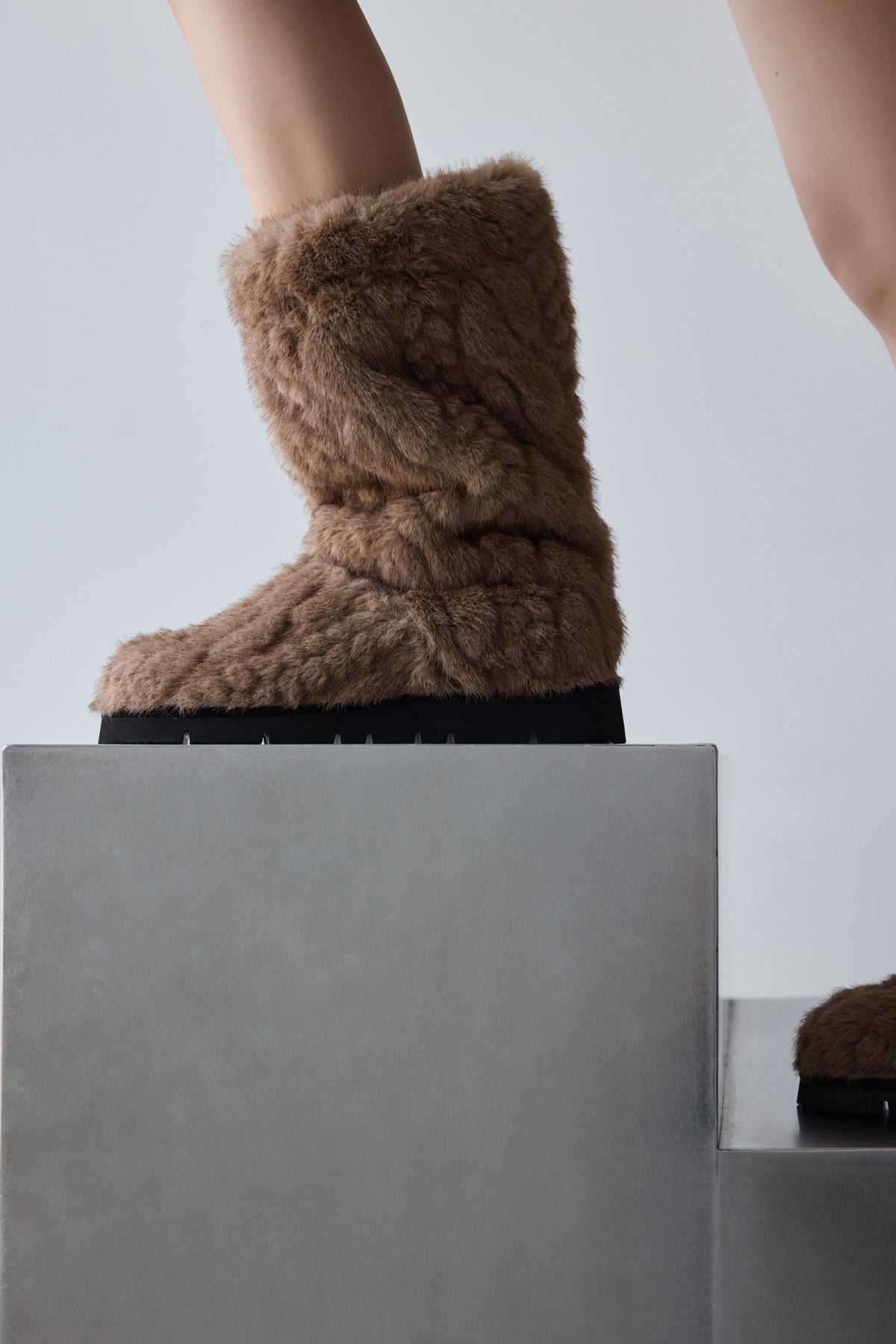 FOFO BOOTS LONG - KNITTED FUR
