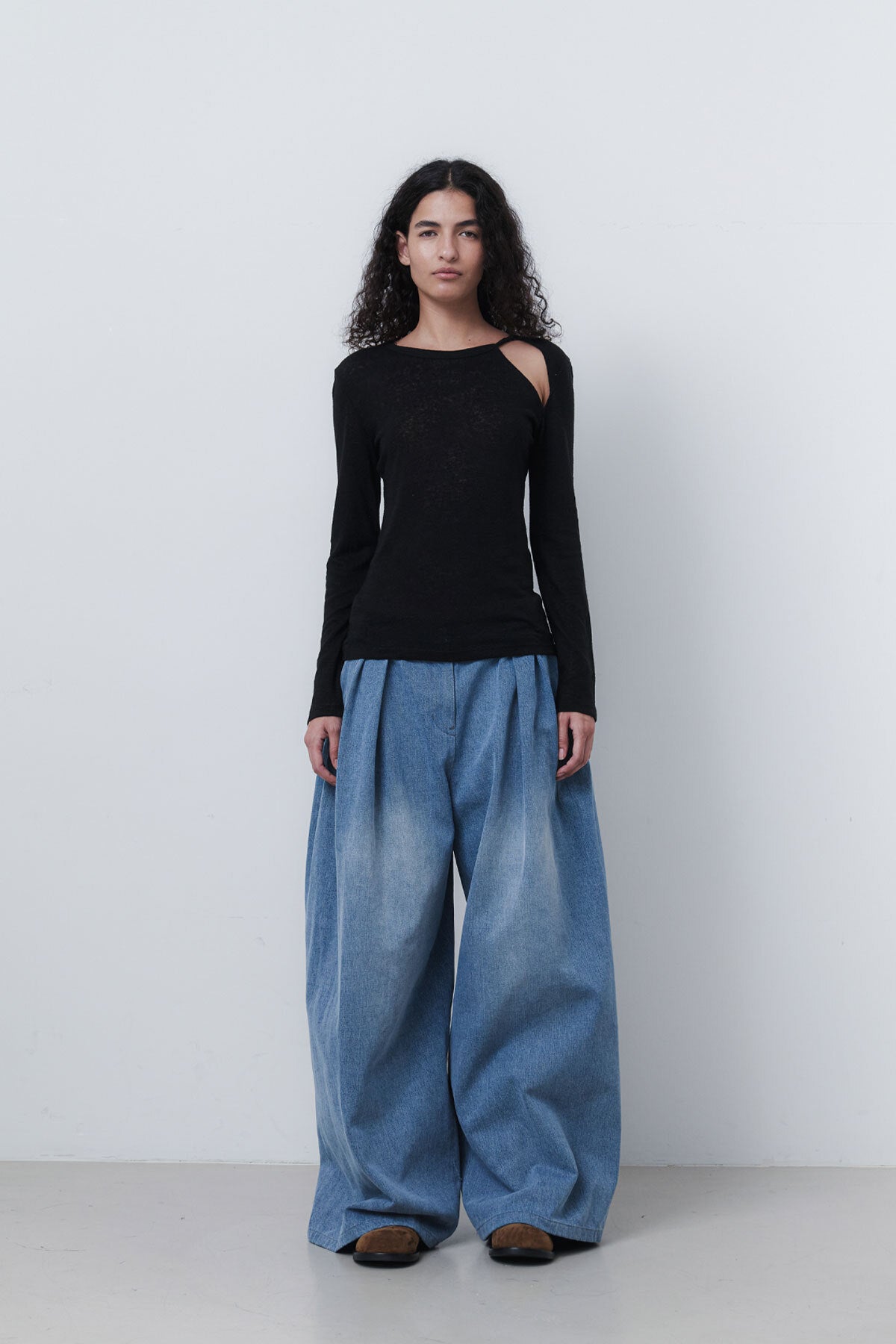 LINEN LONG SLEEVE T - BLACK