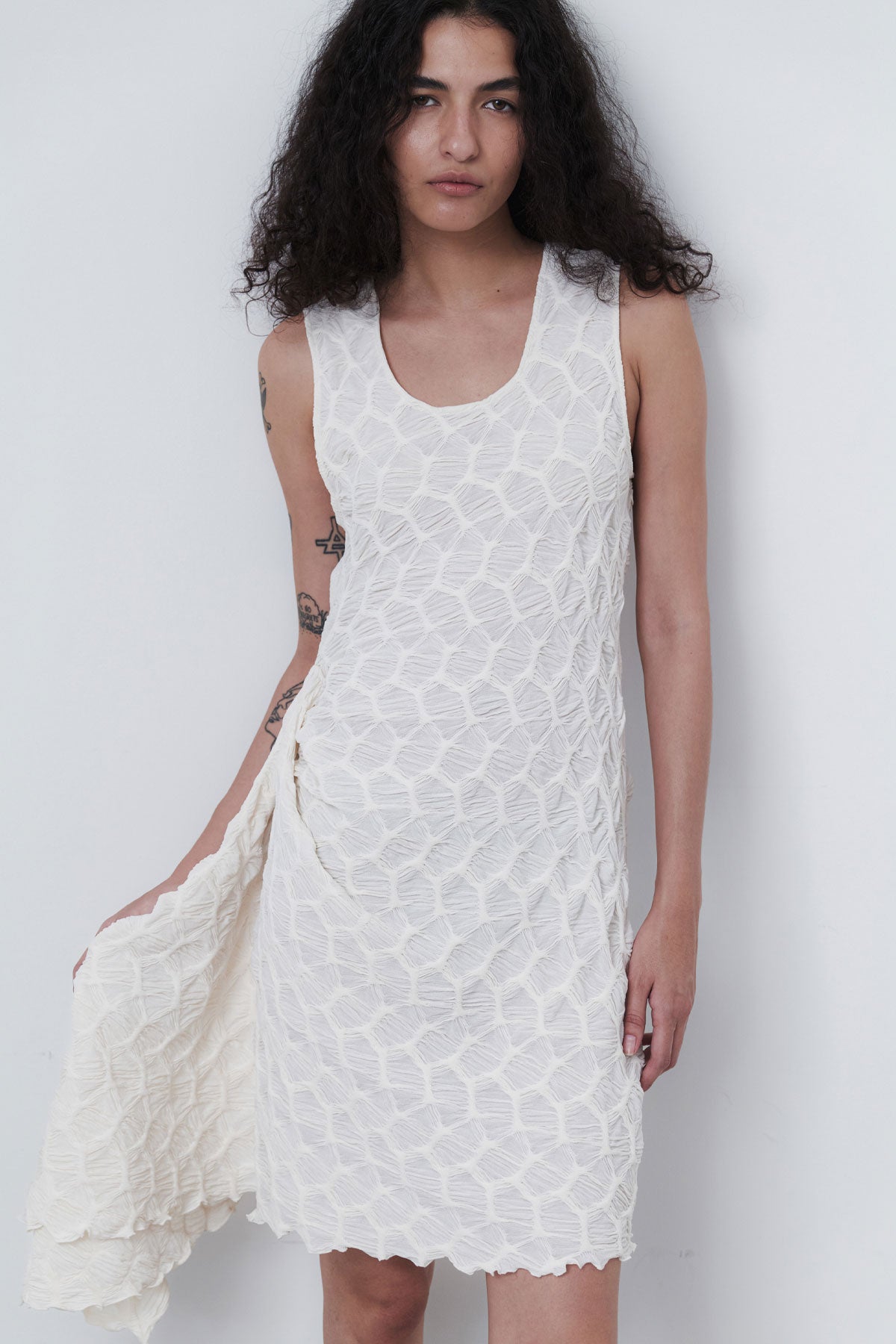 SHELL VEST DRESS - CREAM