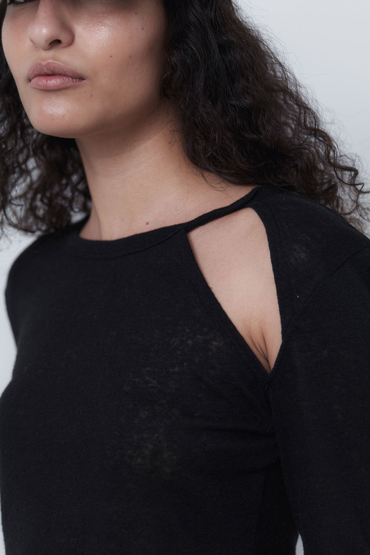 LINEN LONG SLEEVE T - BLACK