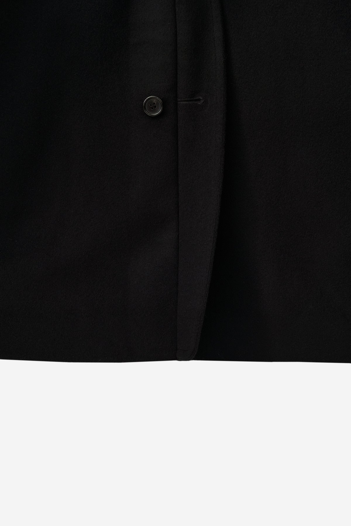 HALF DOUBLED COAT - CASH BLACK