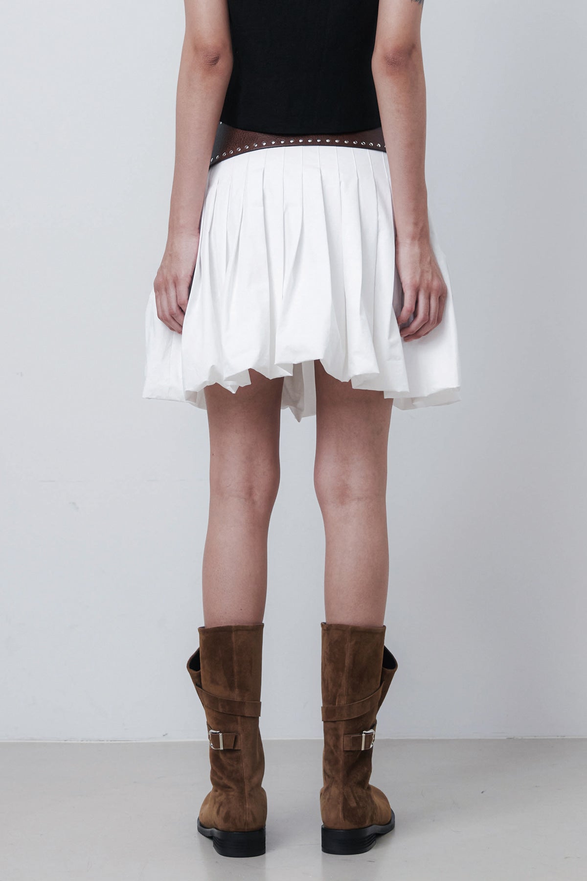 PLEATED SHORT PUFF SKIRT - WHITE