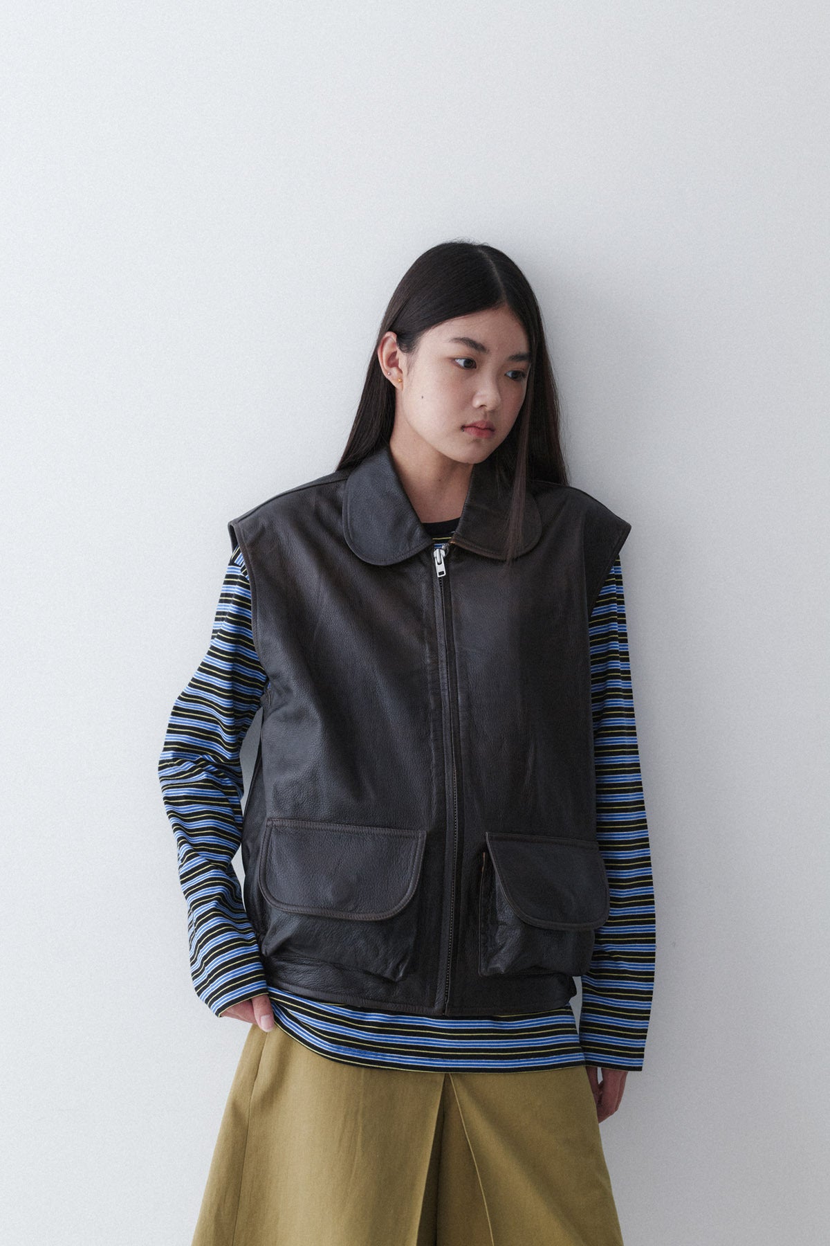 LEATHER VEST - BROWN