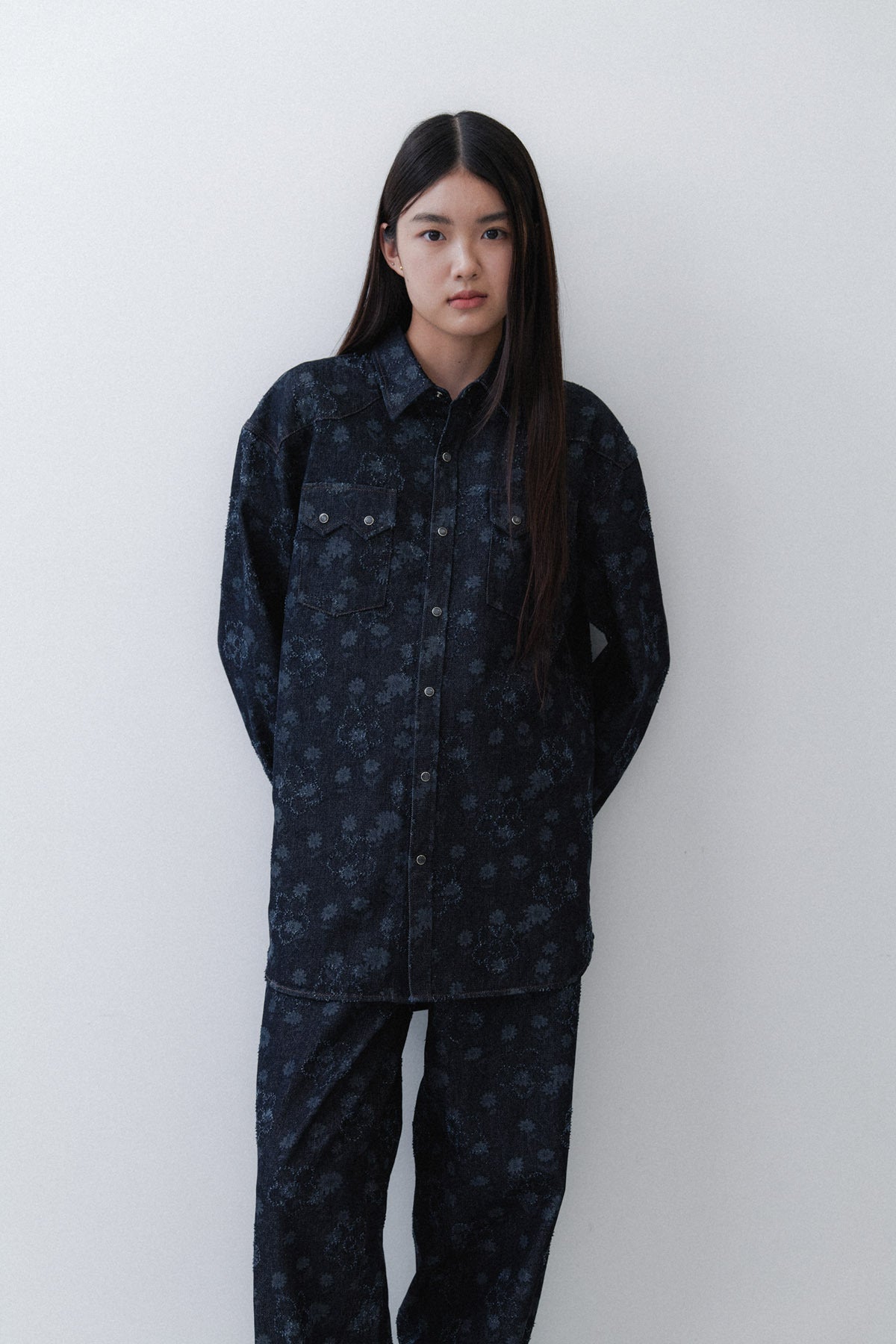 [RESTOCK - EARLY NOVEMBER DELIVERY] FLOWER WESTERN SHIRT - NAVY
