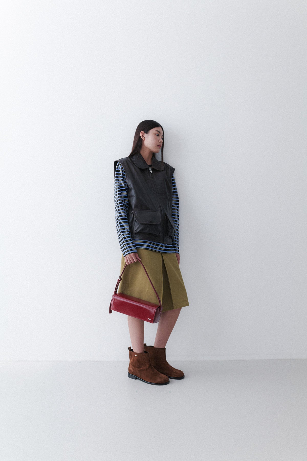 LEATHER VEST - BROWN