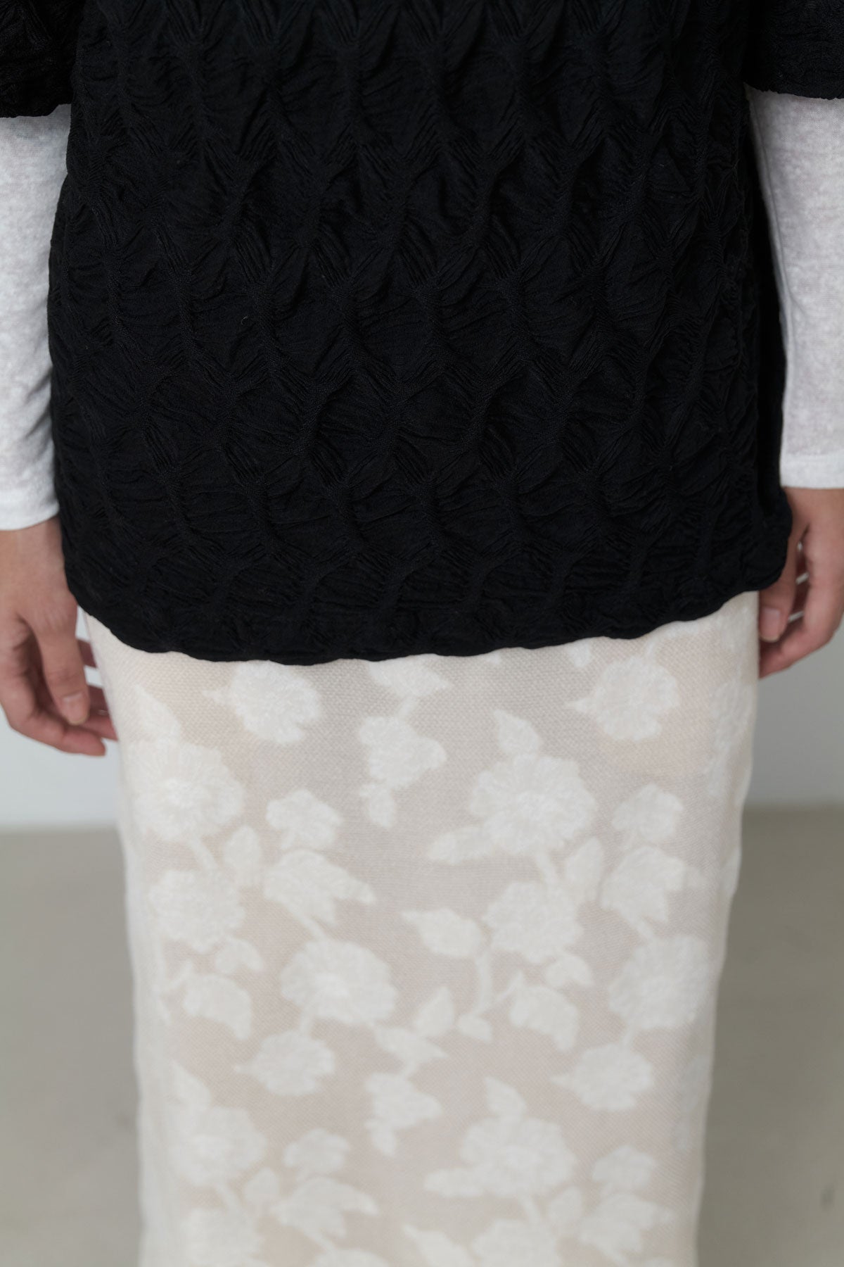 [EXCLUSIVE] JACQAURD H-SKIRT - FLOWER