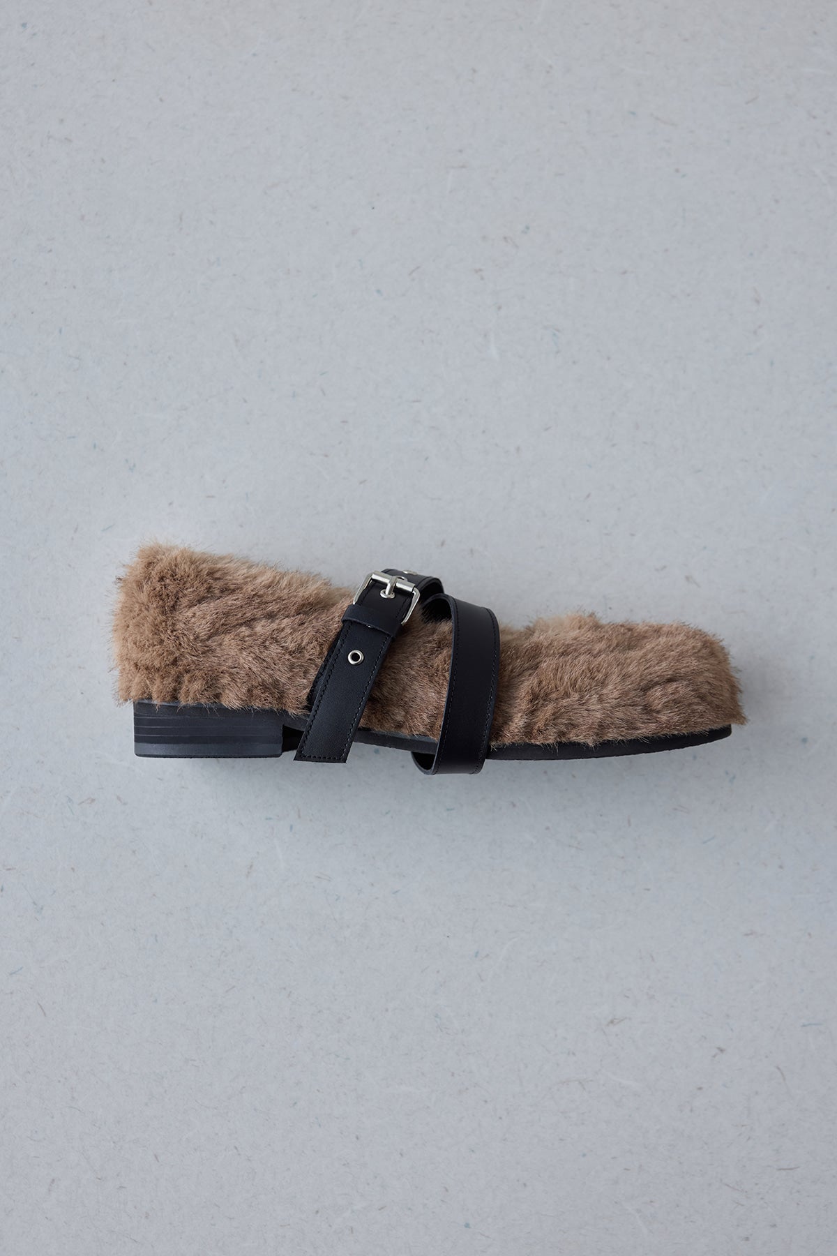 STRAP TOE FLAT - KNITTED FUR