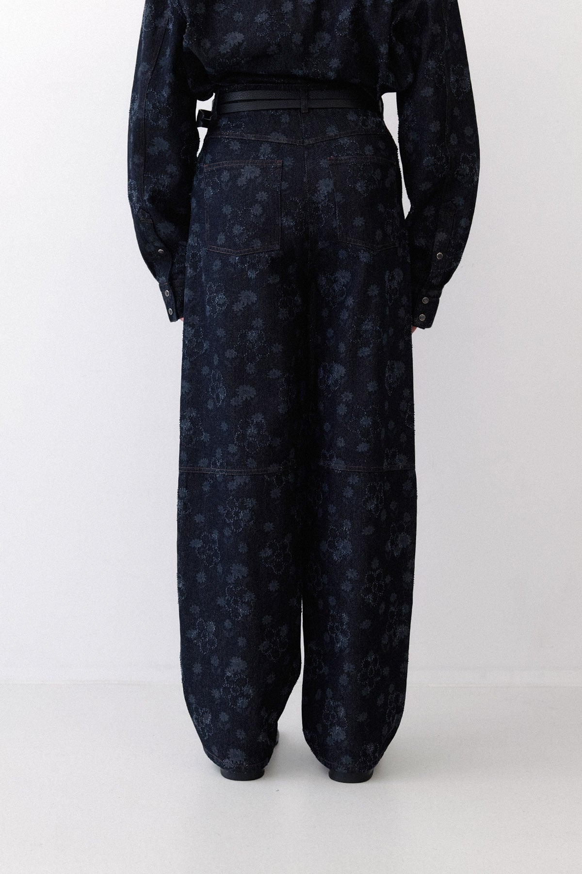 [RESTOCK - EARLY NOVEMBER DELIVERY] FLOWER DENIM - NAVY