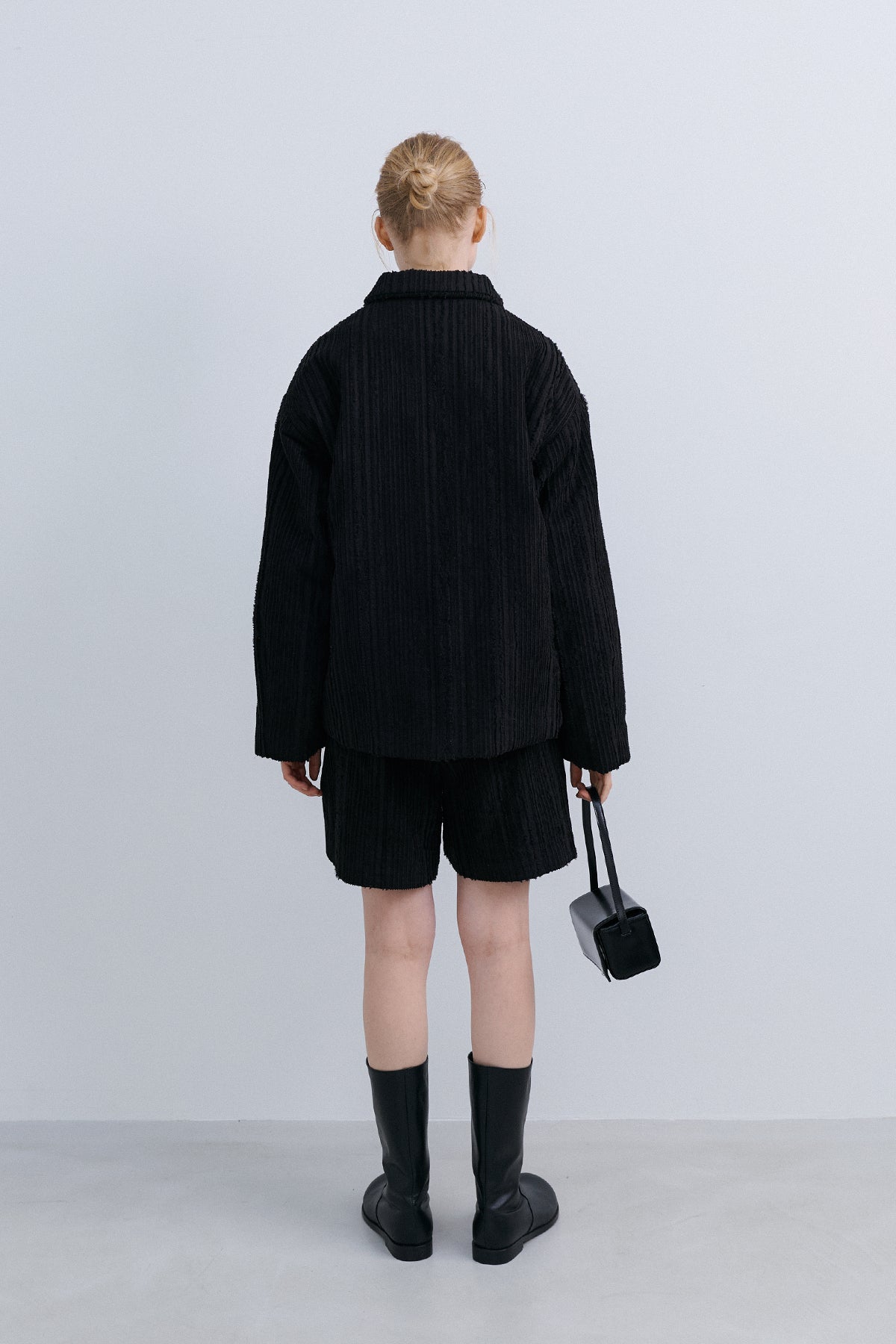 ORIGAMI QUILTED JACKET - BLACK