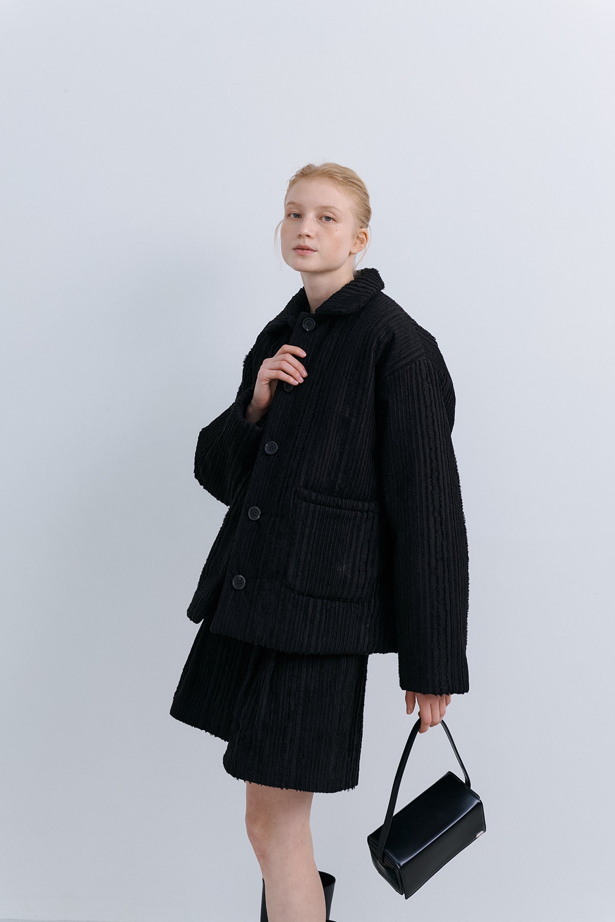 ORIGAMI QUILTED JACKET - BLACK