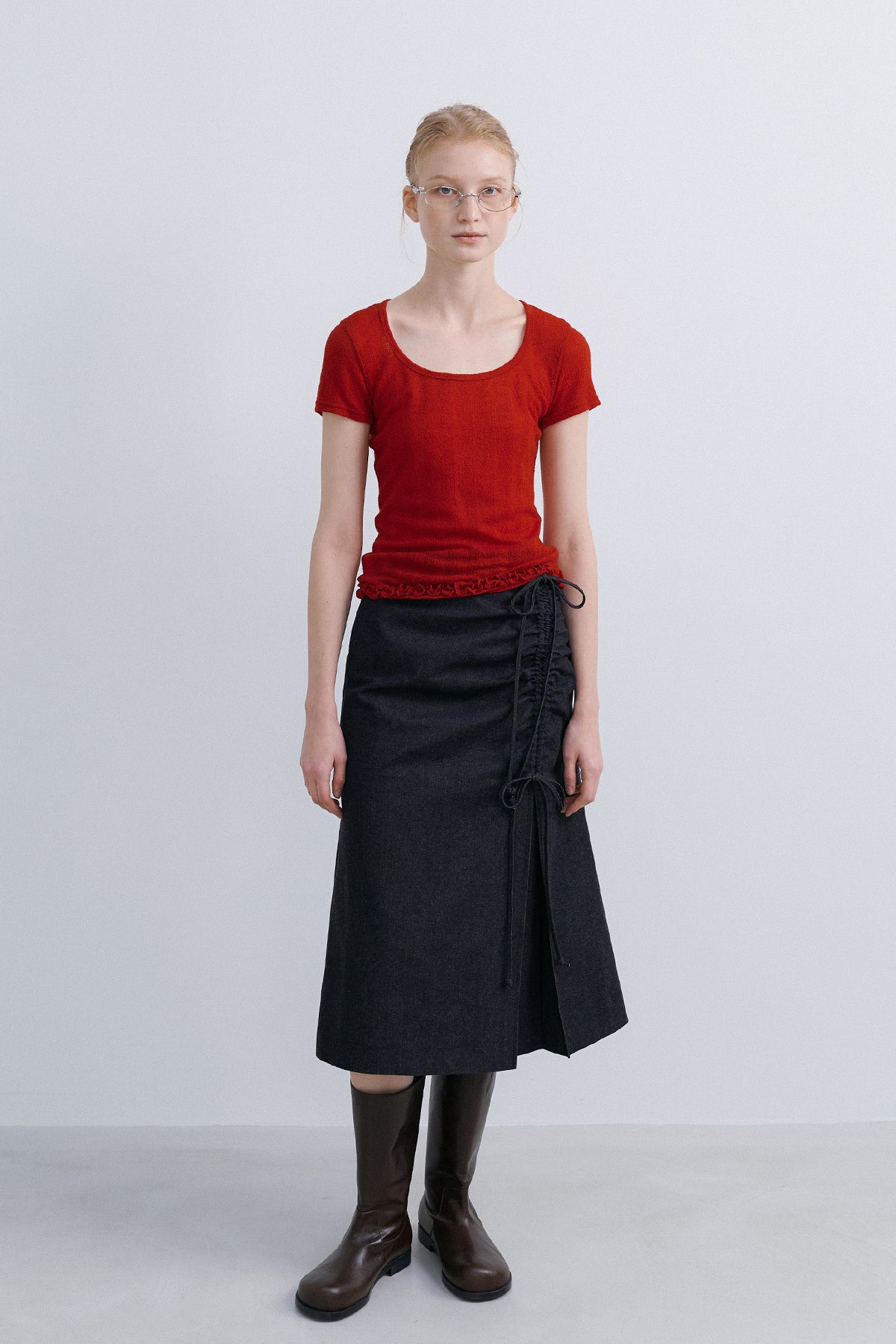 RIBBON SHIRRING SKIRT - BLACK
