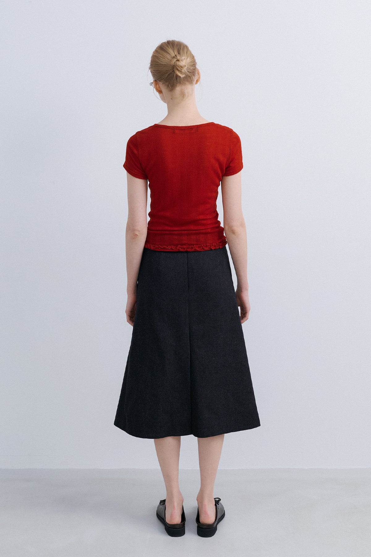 RIBBON SHIRRING SKIRT - BLACK