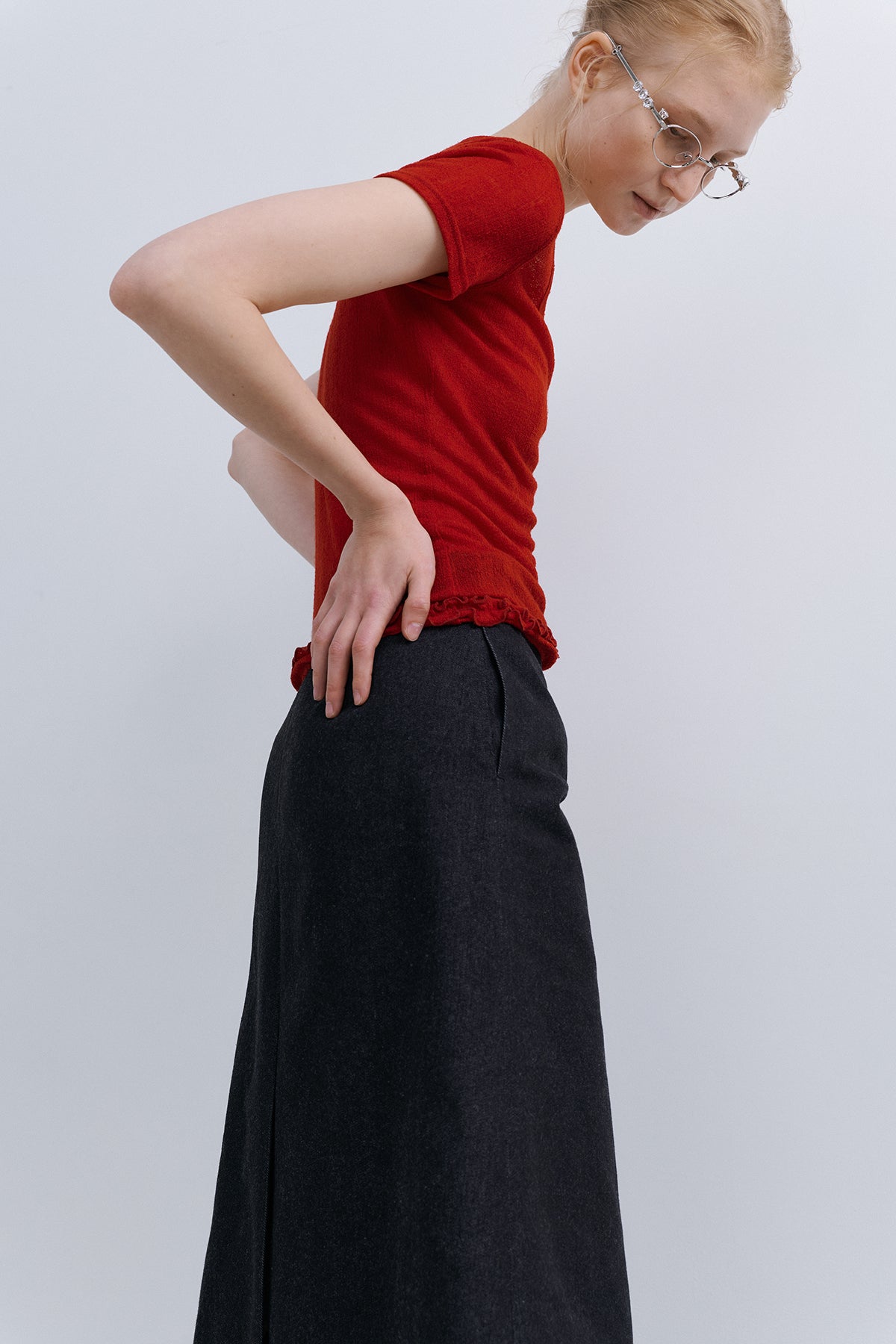 RIBBON SHIRRING SKIRT - BLACK