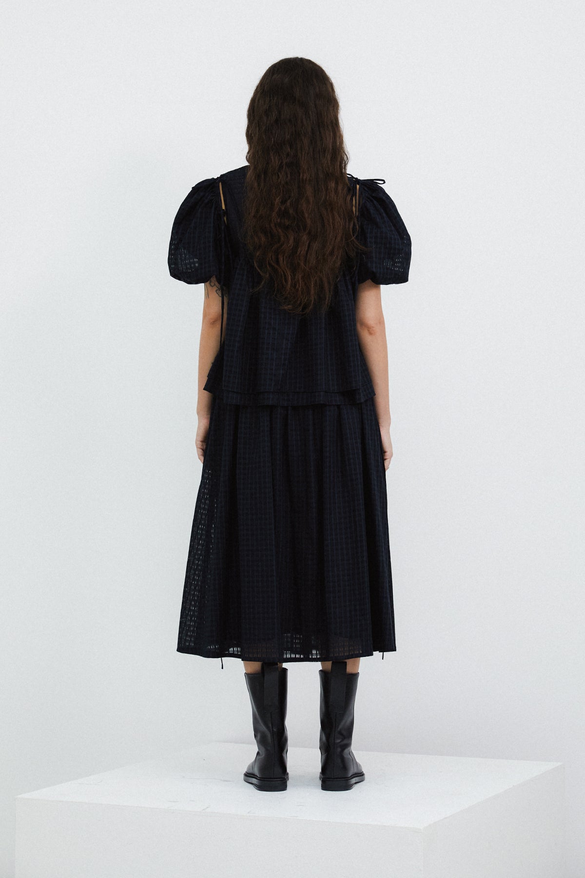 RIBBON BLOUSE - NAVY
