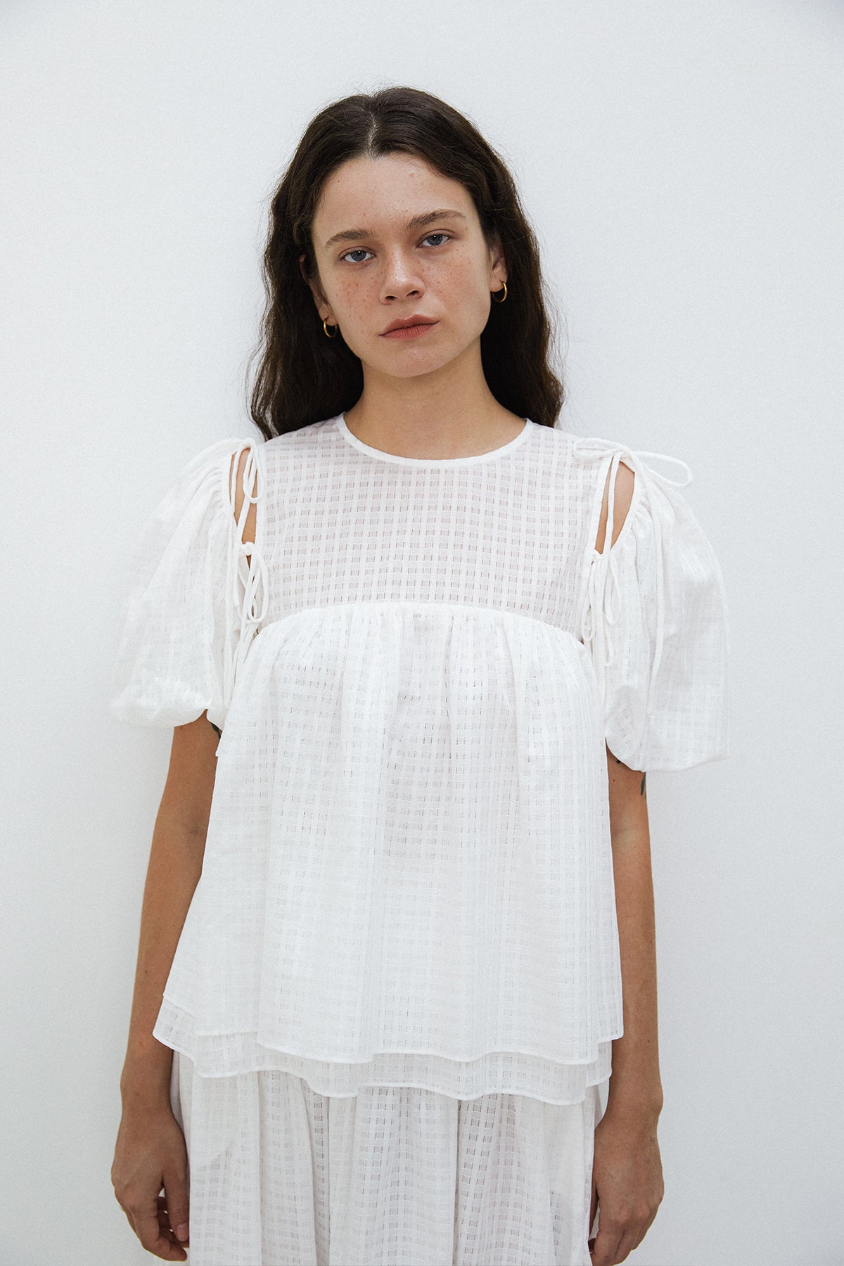 RIBBON BLOUSE - WHITE