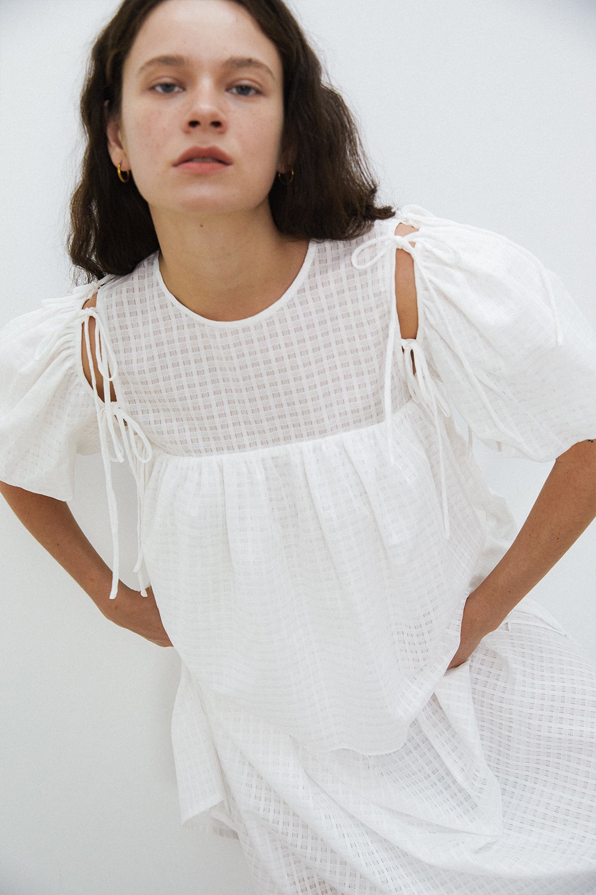 RIBBON BLOUSE - WHITE