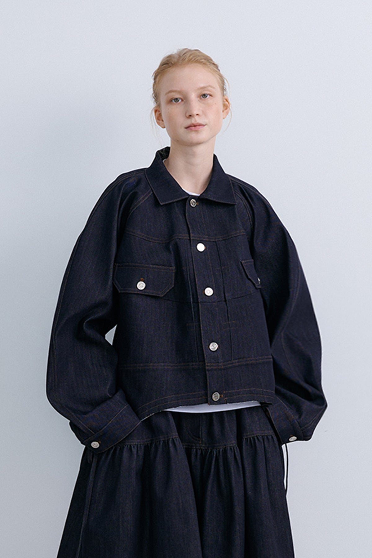 PUFFY CROP JACKET - DENIM NAVY