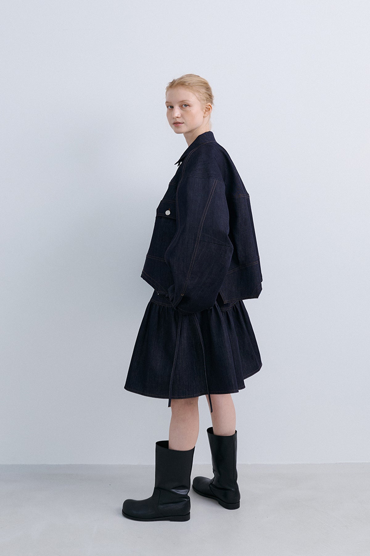PUFFY CROP JACKET - DENIM NAVY