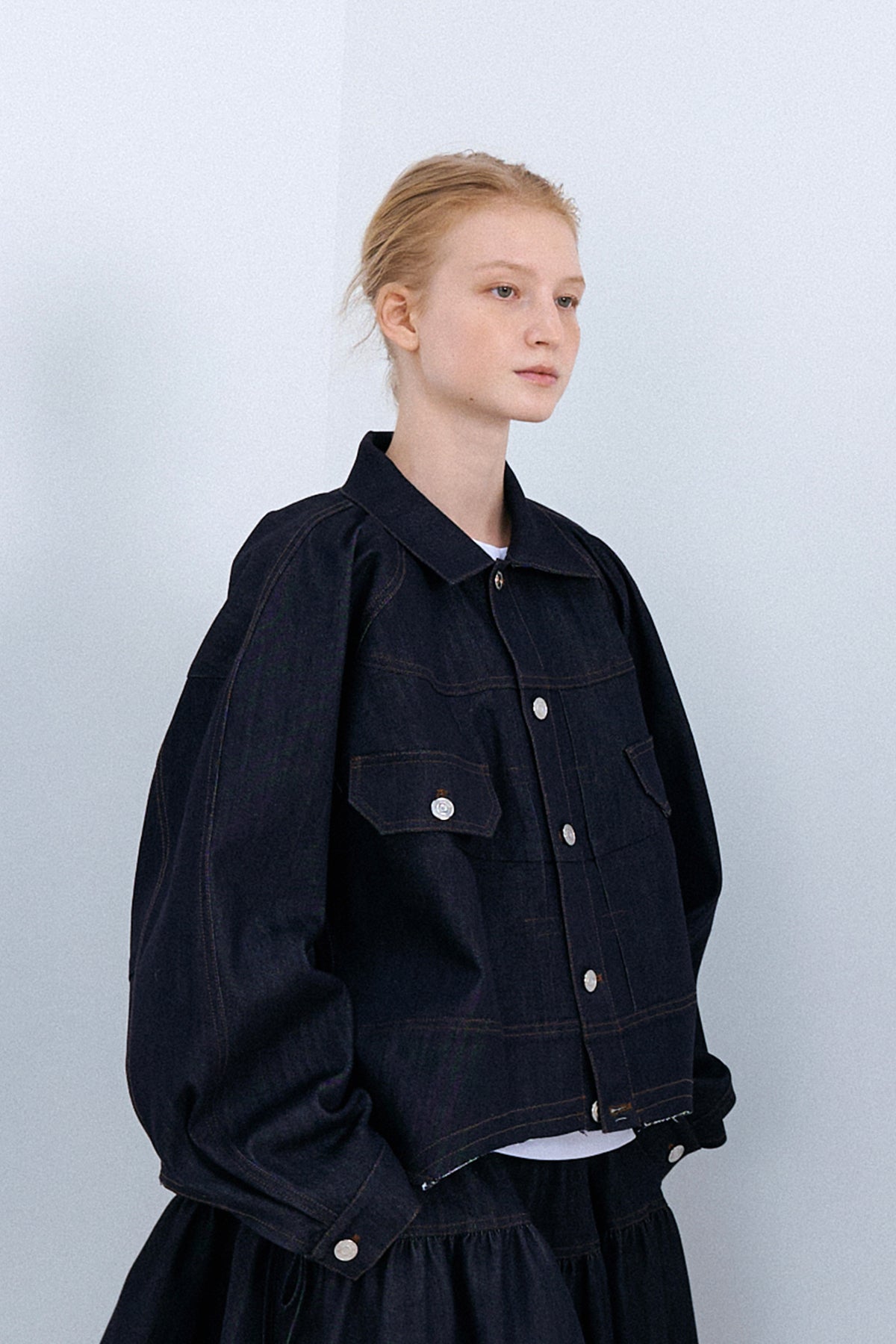 PUFFY CROP JACKET - DENIM NAVY