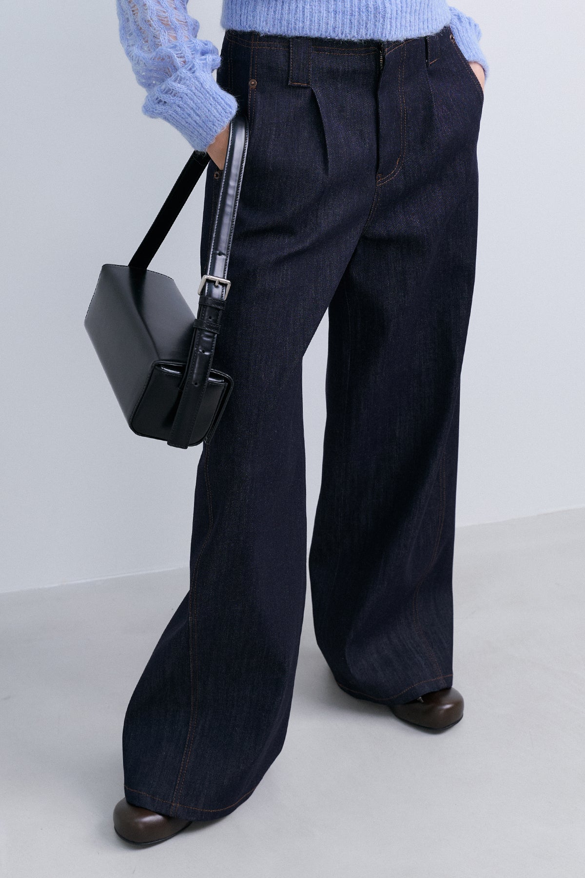 STITCHED PANTS - NAVY