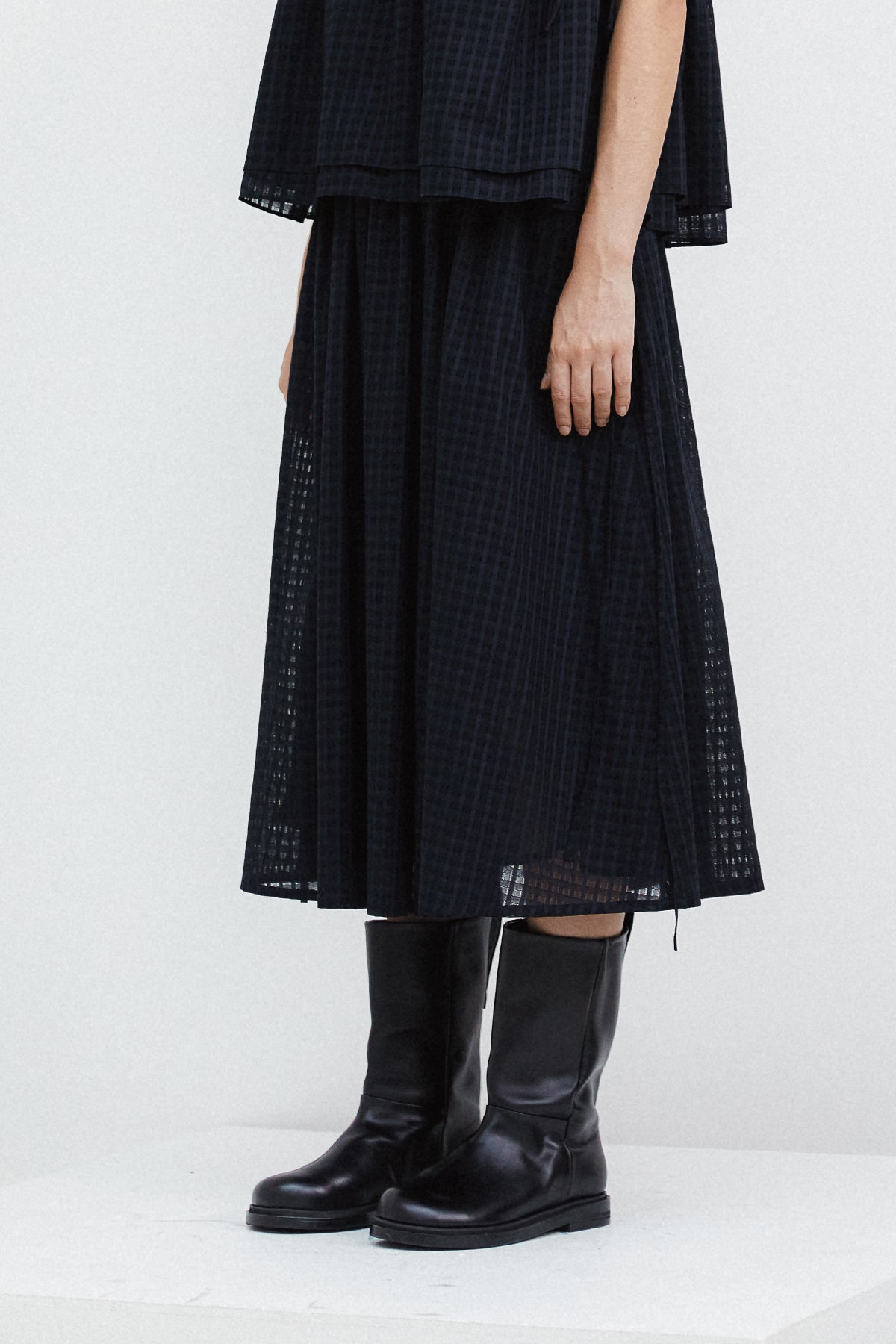 RIBBON SHIRRING SKIRT - NAVY