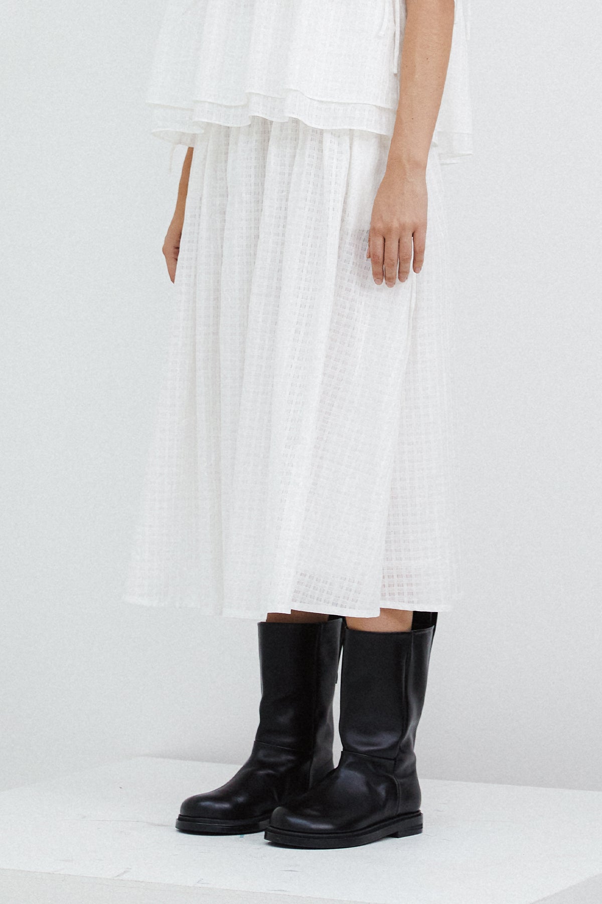RIBBON SHIRRING SKIRT - WHITE
