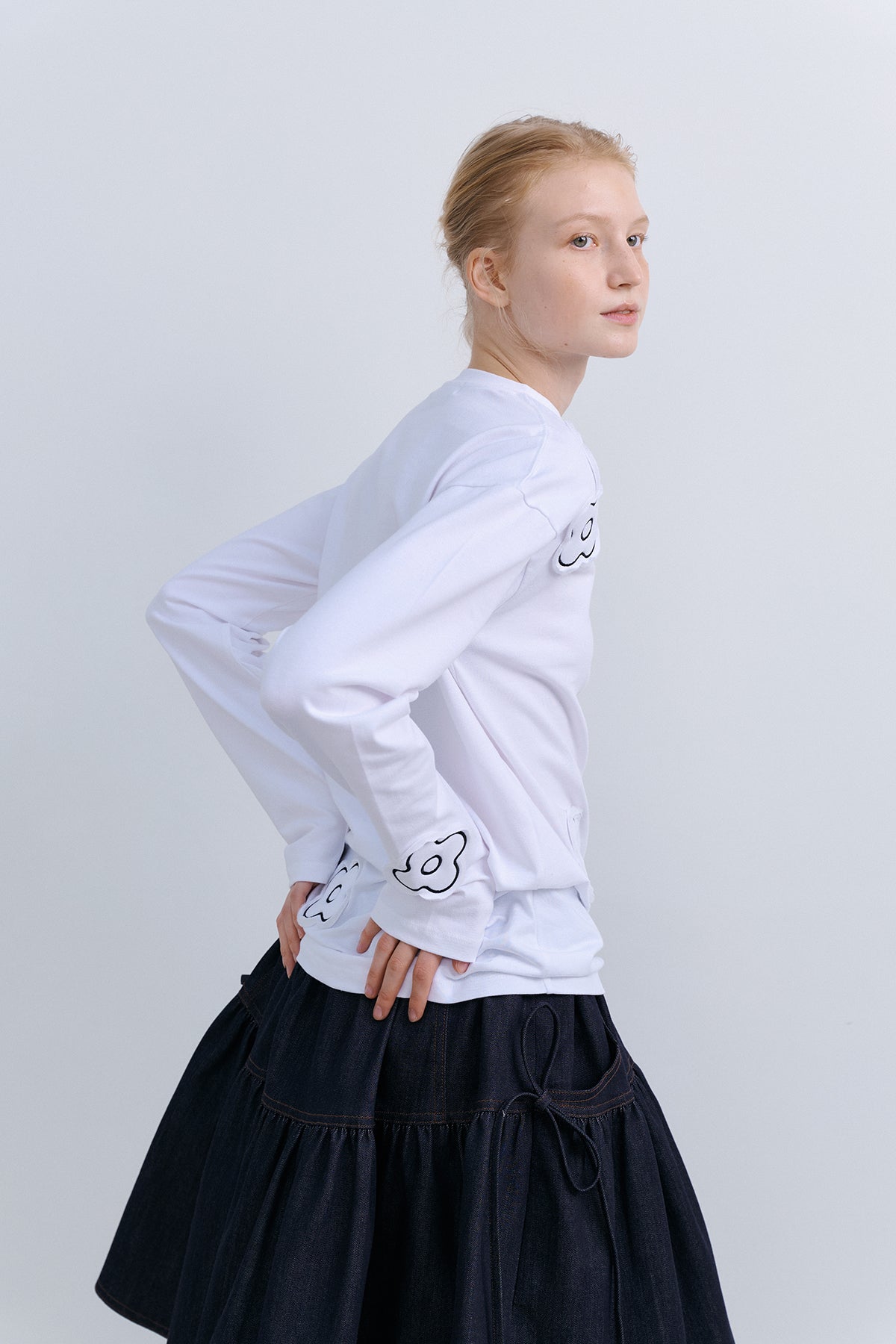 CUSION APLIQUE TOP - WHITE