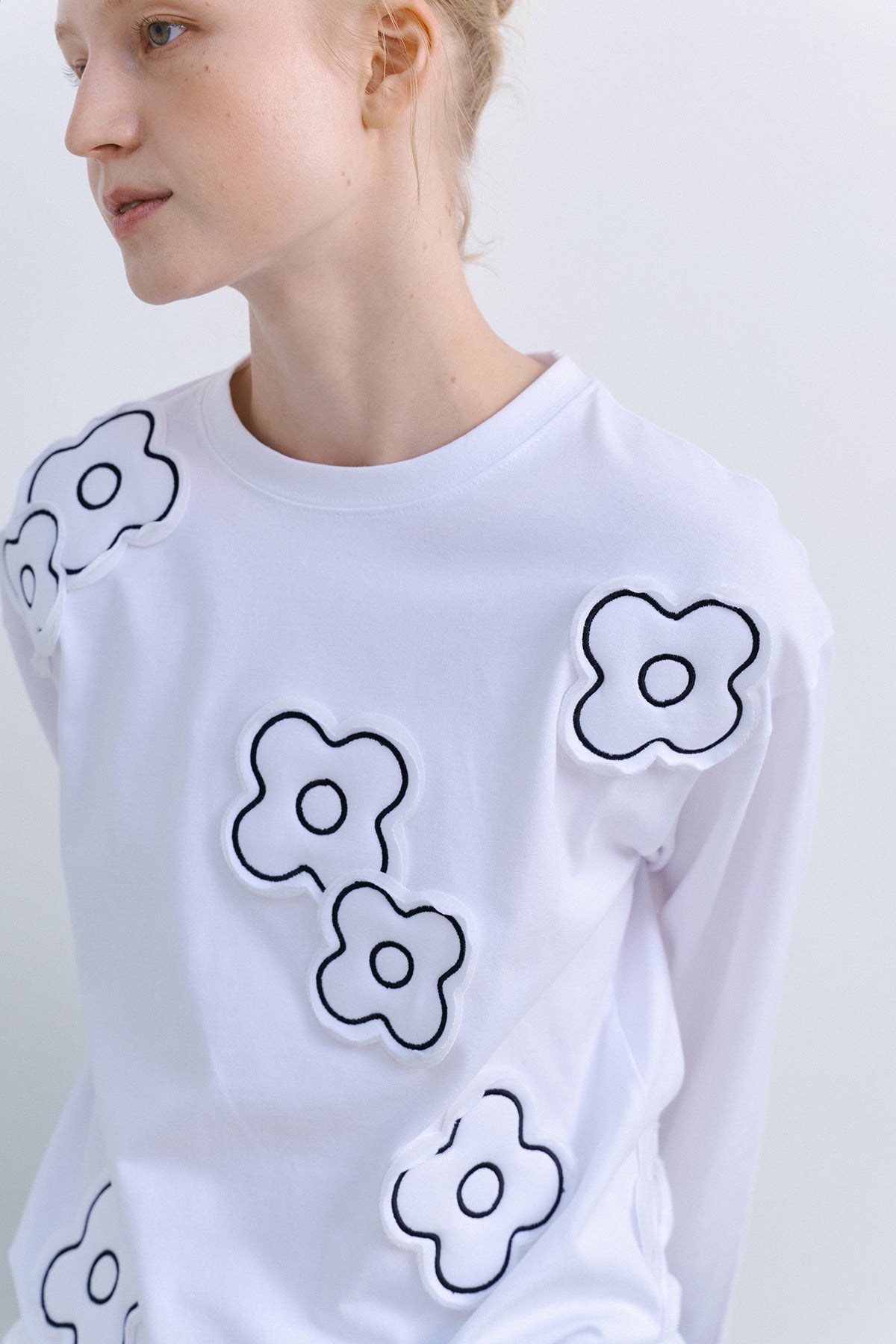 CUSION APLIQUE TOP - WHITE