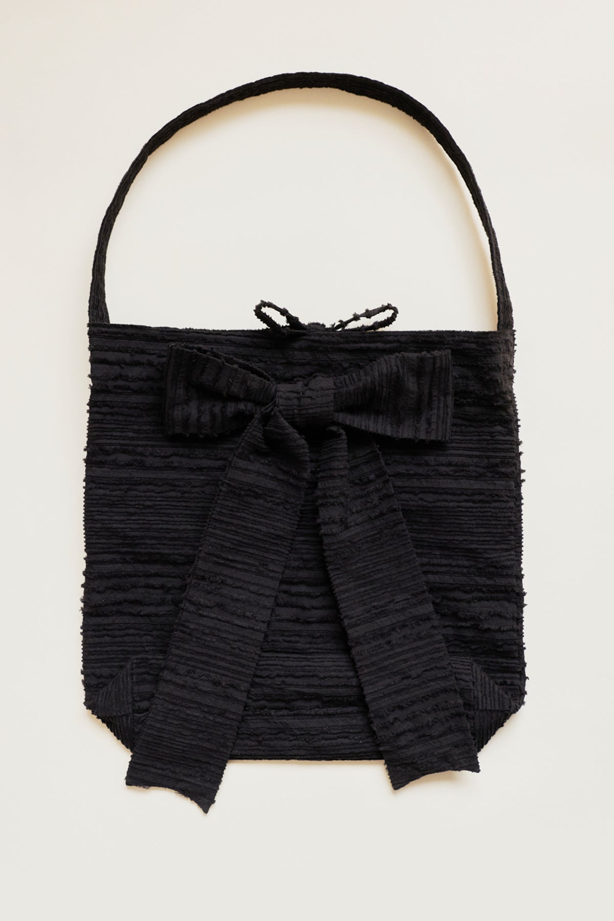 ORIGAMI RIBBON SHOPPER BAG - BLACK