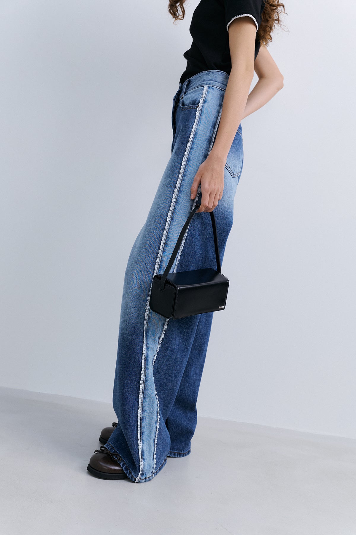 DENIM LACEBOUND - LIGHT BLUE