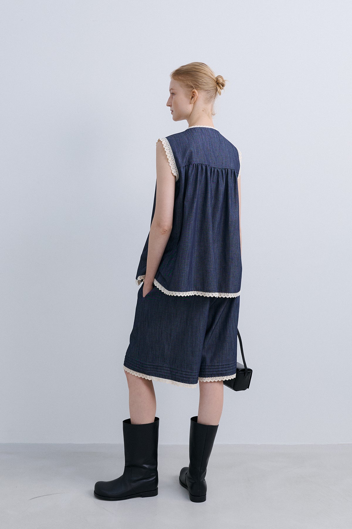 LACED GILET - DENIM