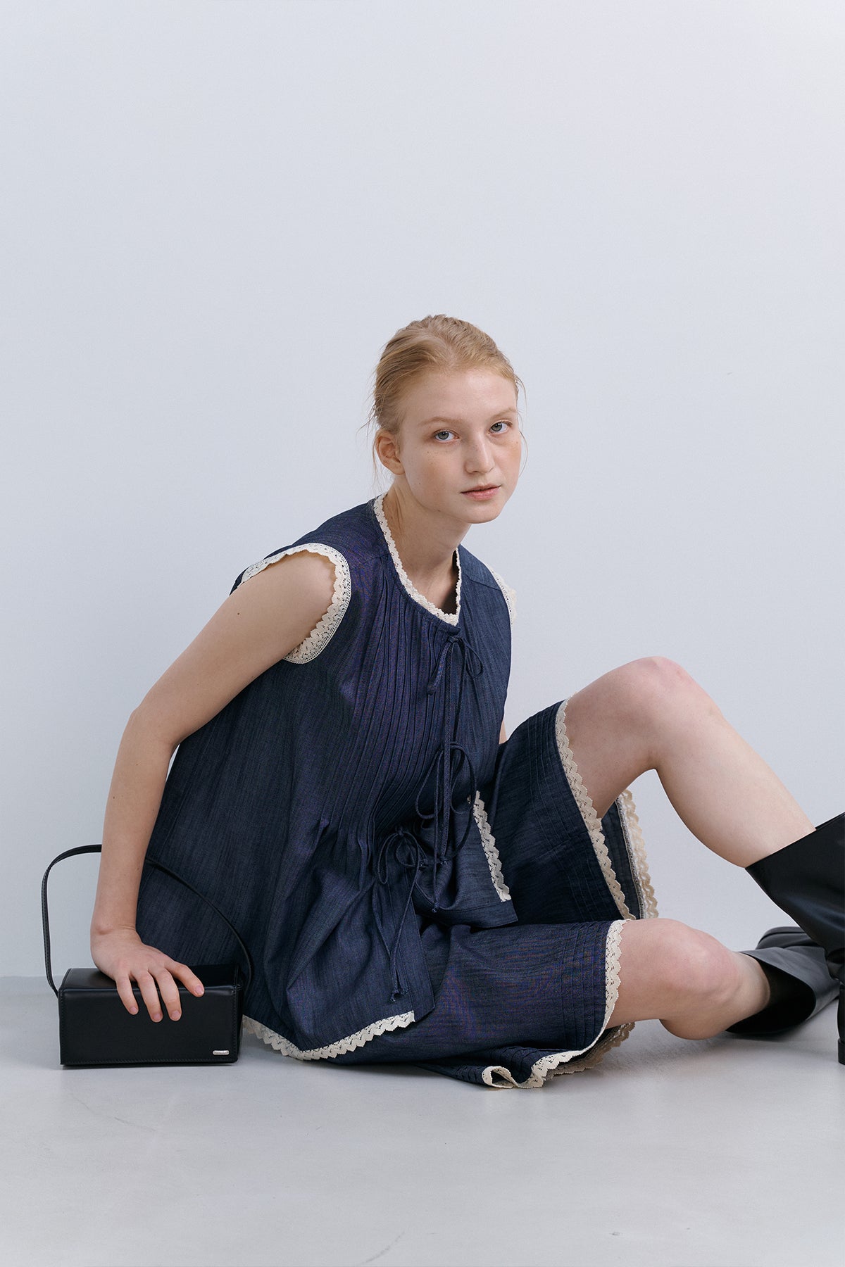 LACED GILET - DENIM