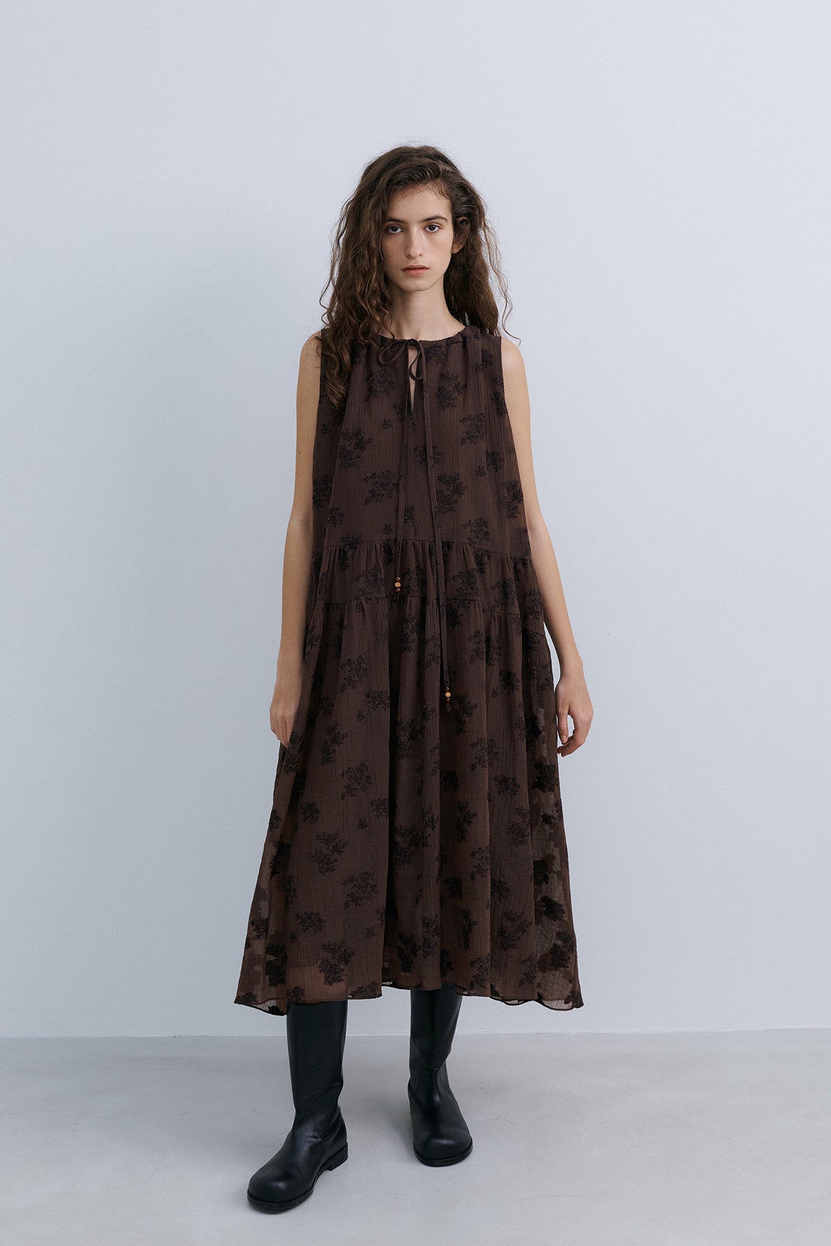 LEAF HALTER DRESS - BROWN